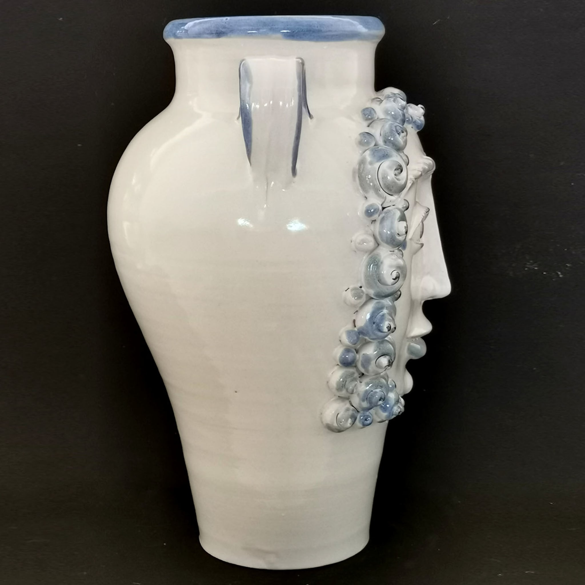 Head-Shaped White & Azure Amphora Vase - Alternative view 3