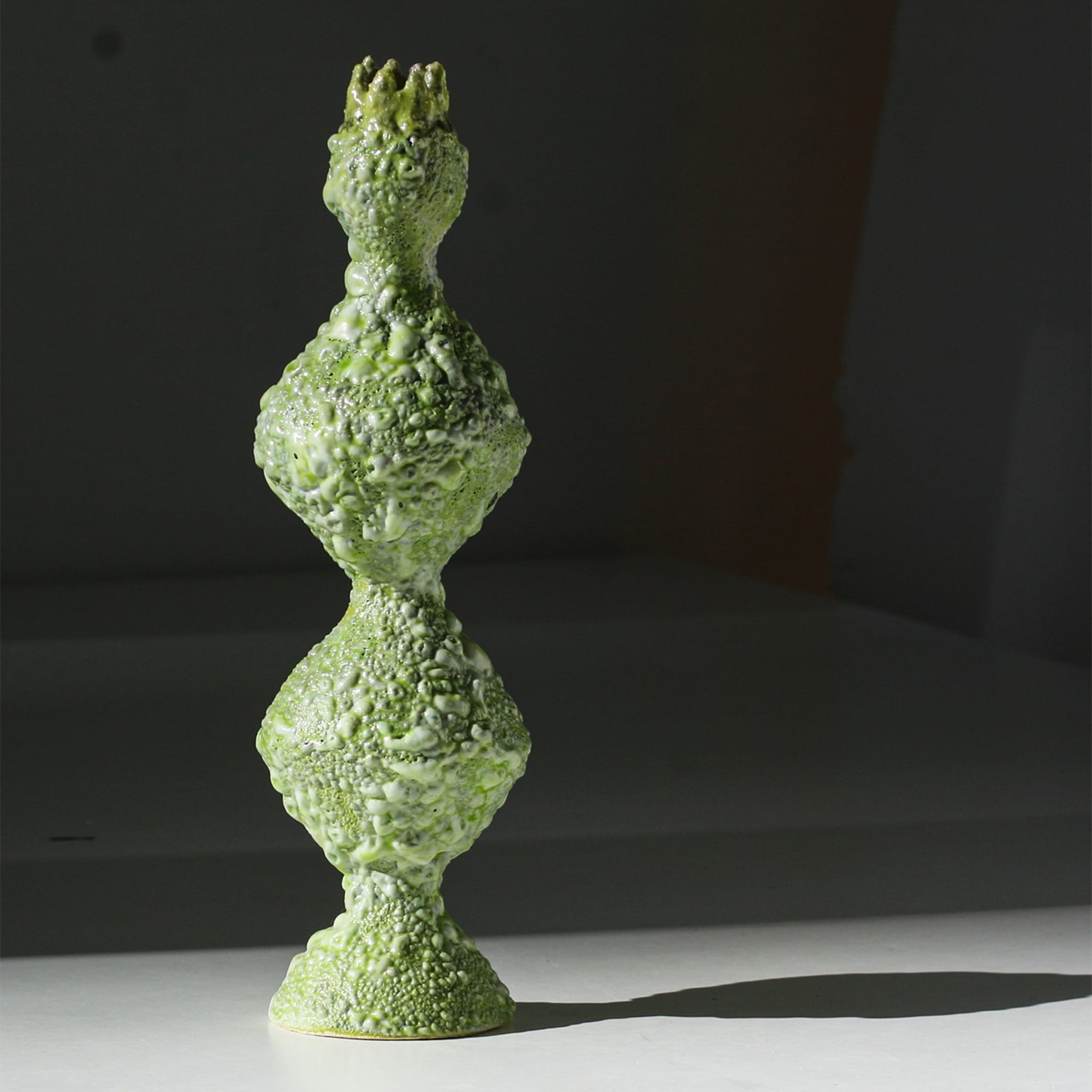 Vase à bourgeons vert texturé Reginetta - Vue alternative 2