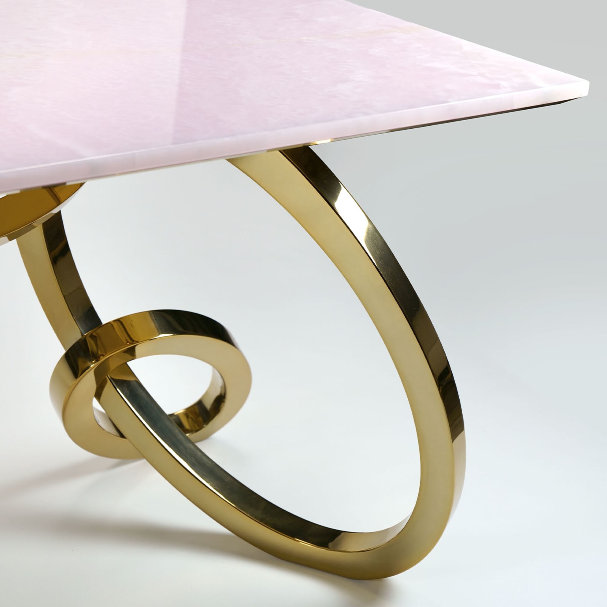 Armreifen Gold-Rosa Schreibtisch - Alternative Ansicht 2