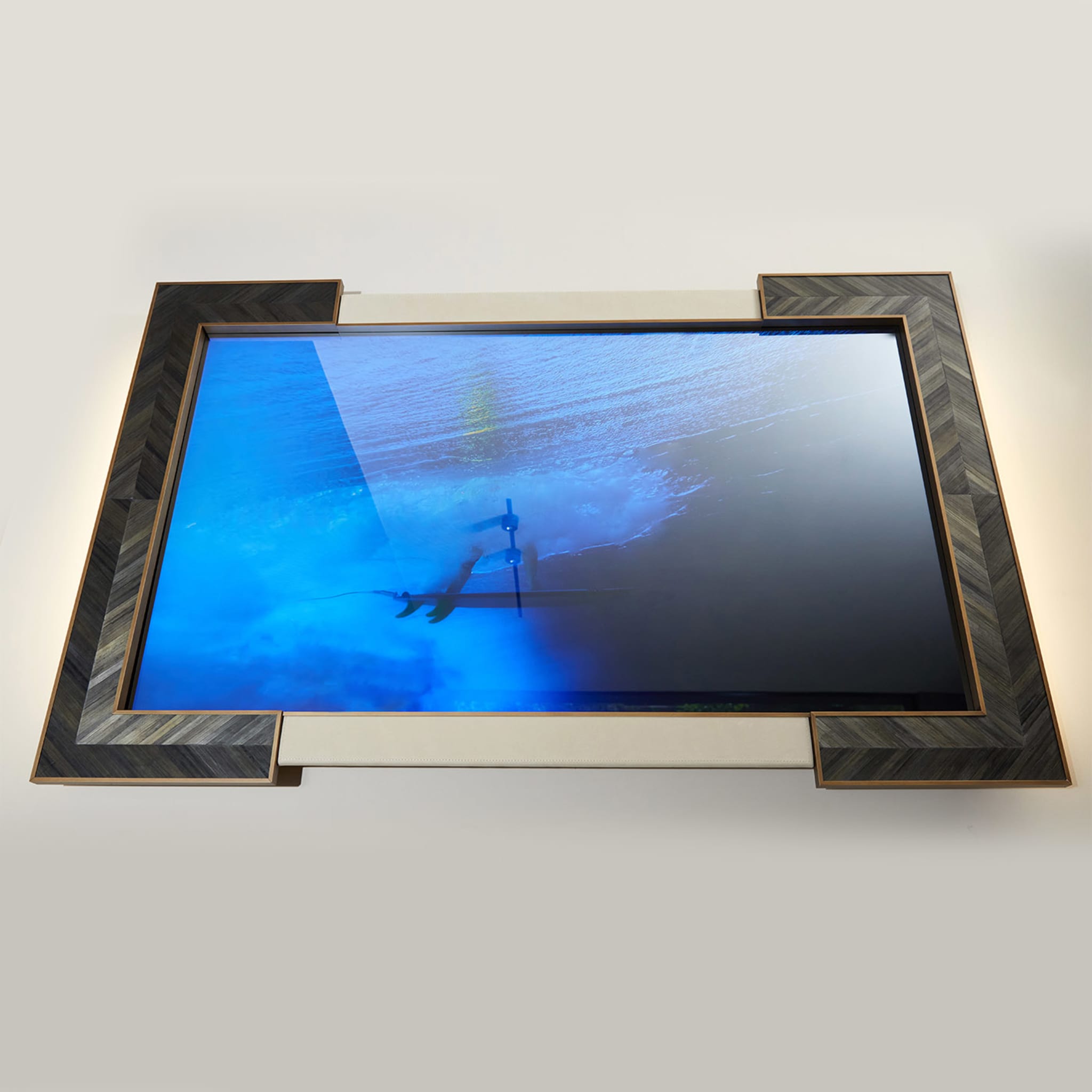 Grisaglia Wall Mirror with Integrated 43" TV by Alfredo Colombo - Alternative view 5