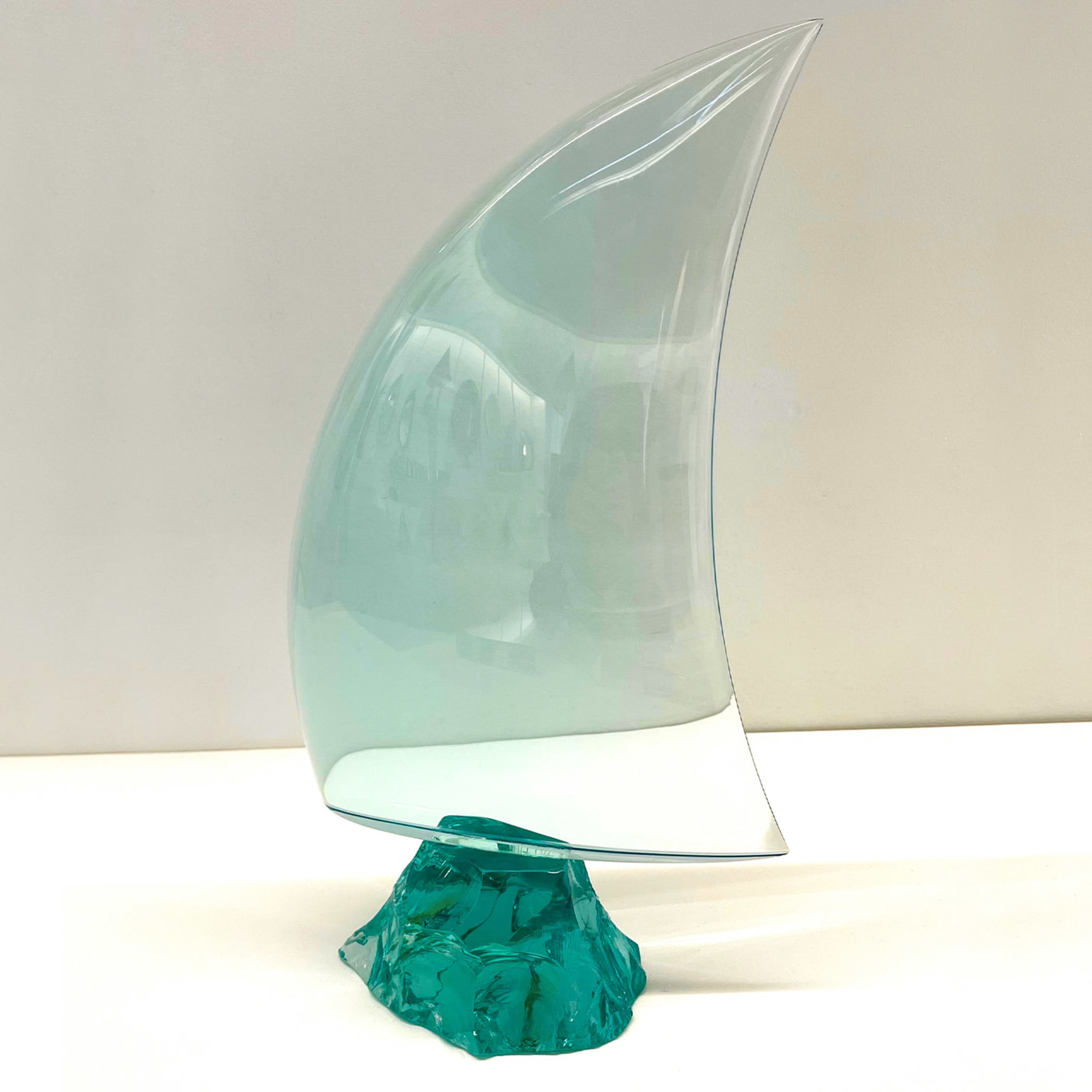 Sail Handamade Crystal Sculpture - Alternative view 5