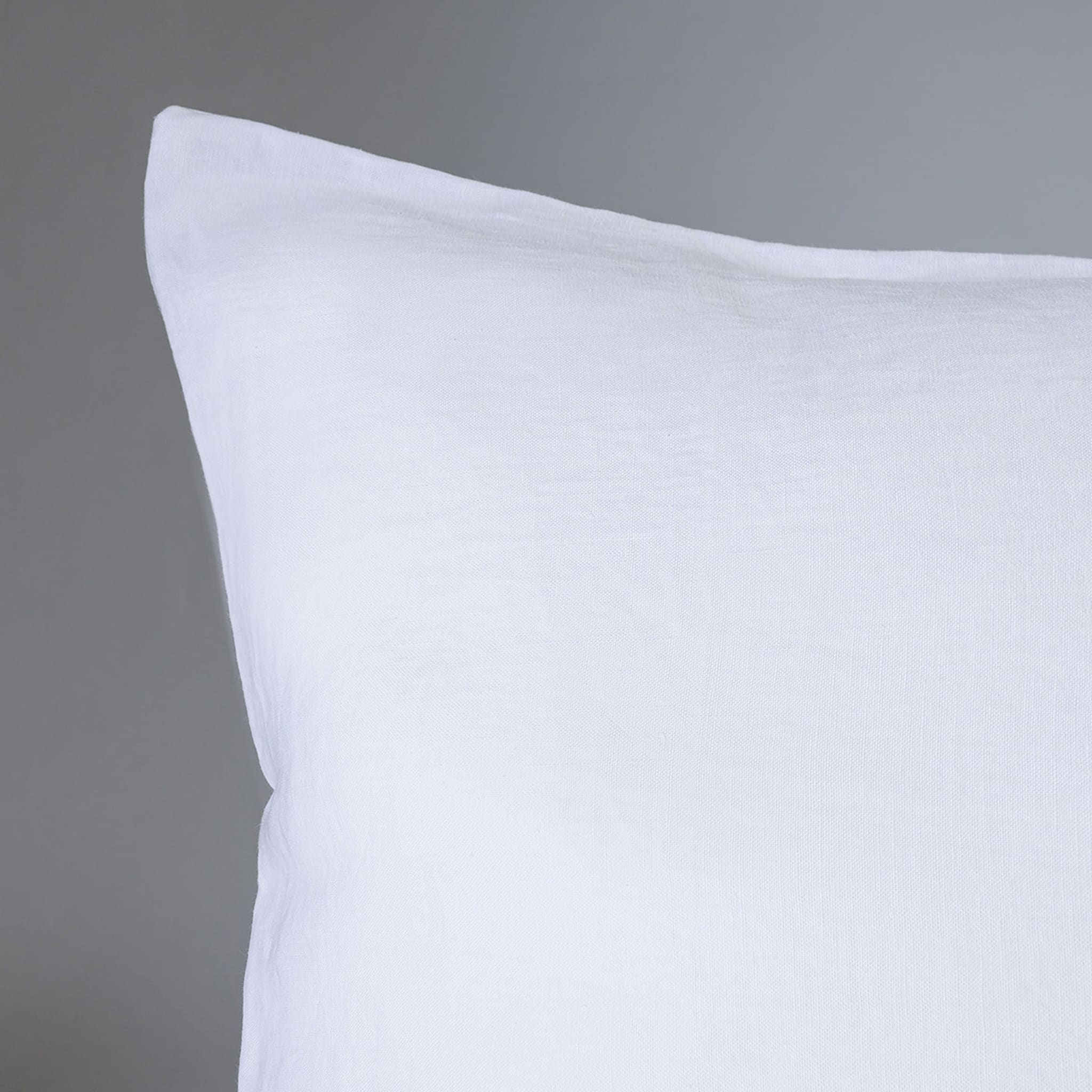 Kanapa White Set of 2 Pillowcases - Alternative view 1