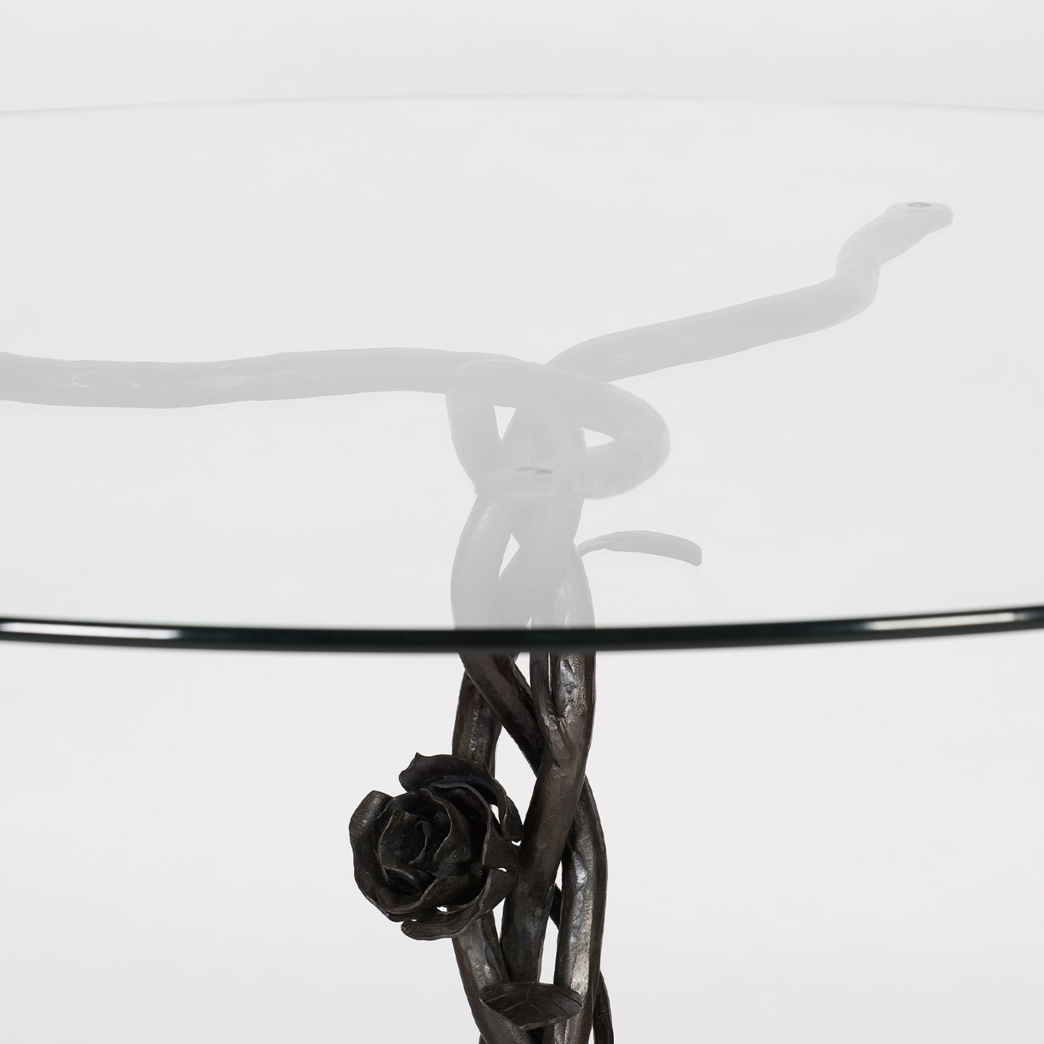 Rosa Nera Side Table - Alternative view 2