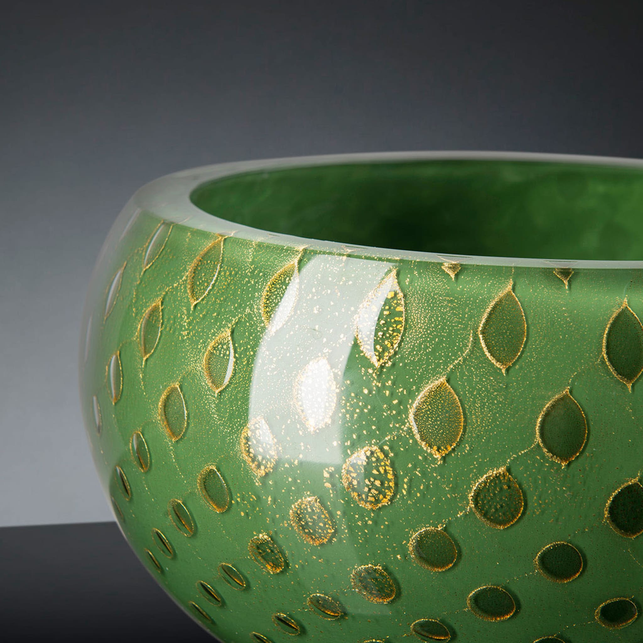 Mocenigo Gold & Dark-Green Decorative Bowl - Alternative view 2