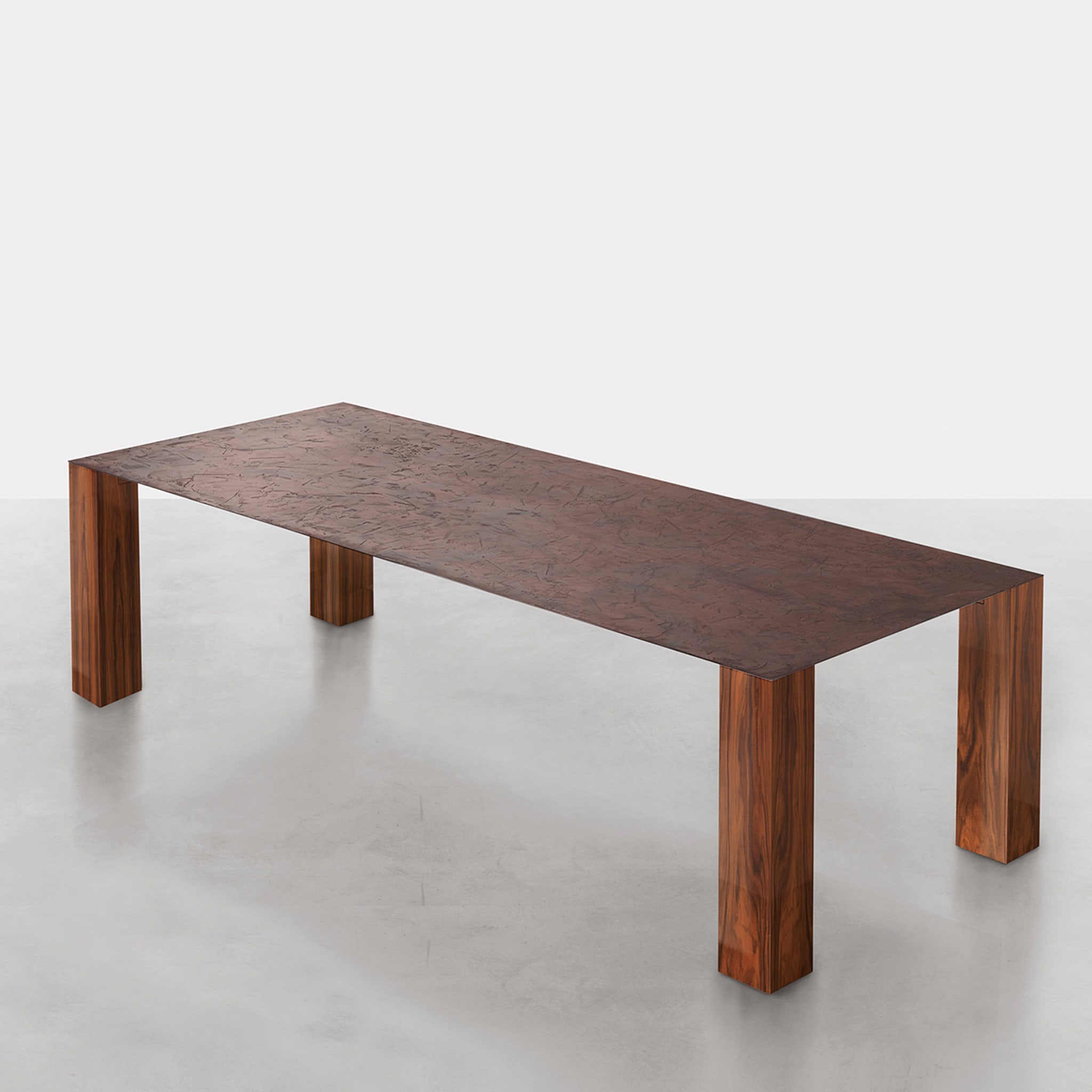 Slim Dining Table by Dainelli Studio - Alternative view 1