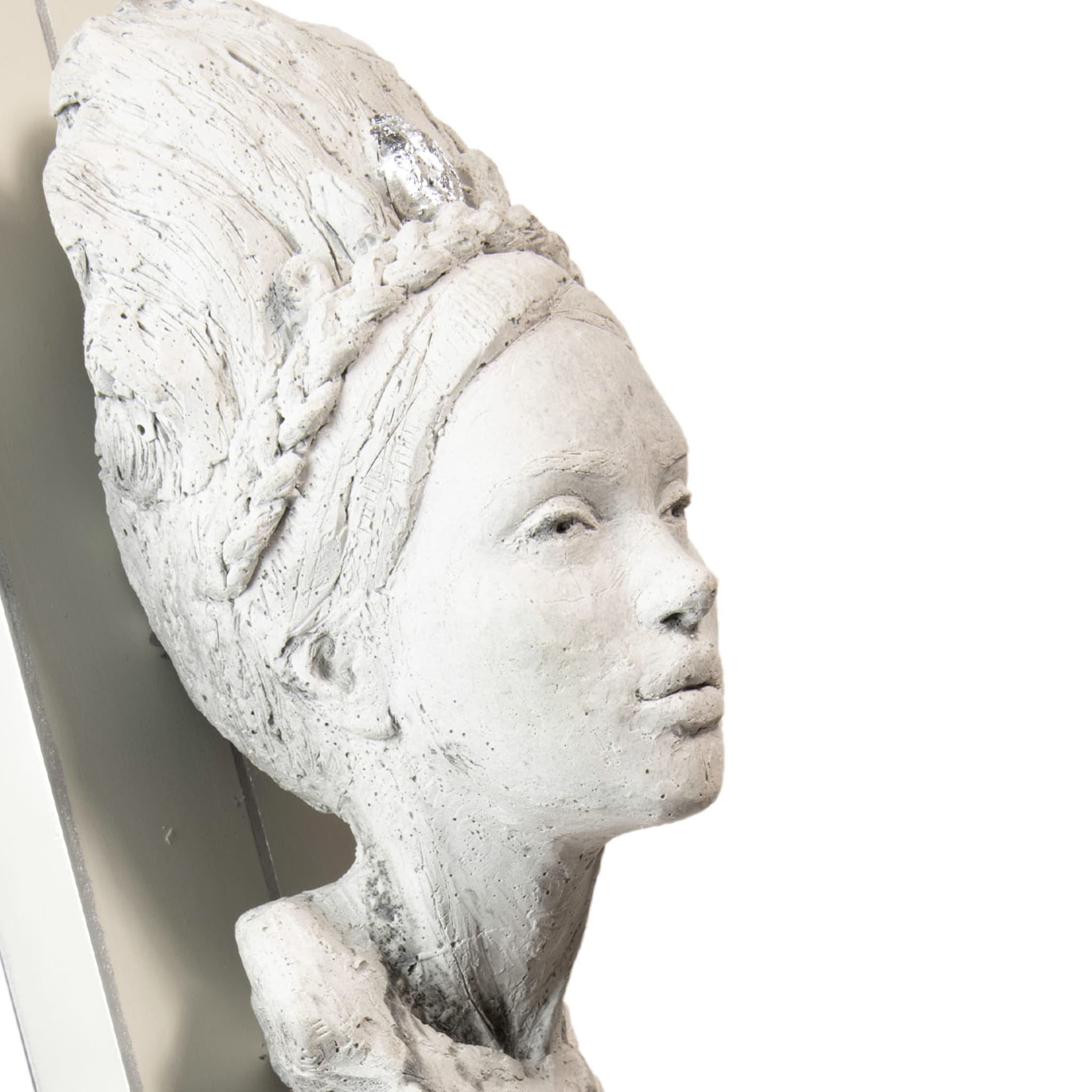 Matrilineare I White Sculpture - Alternative view 4