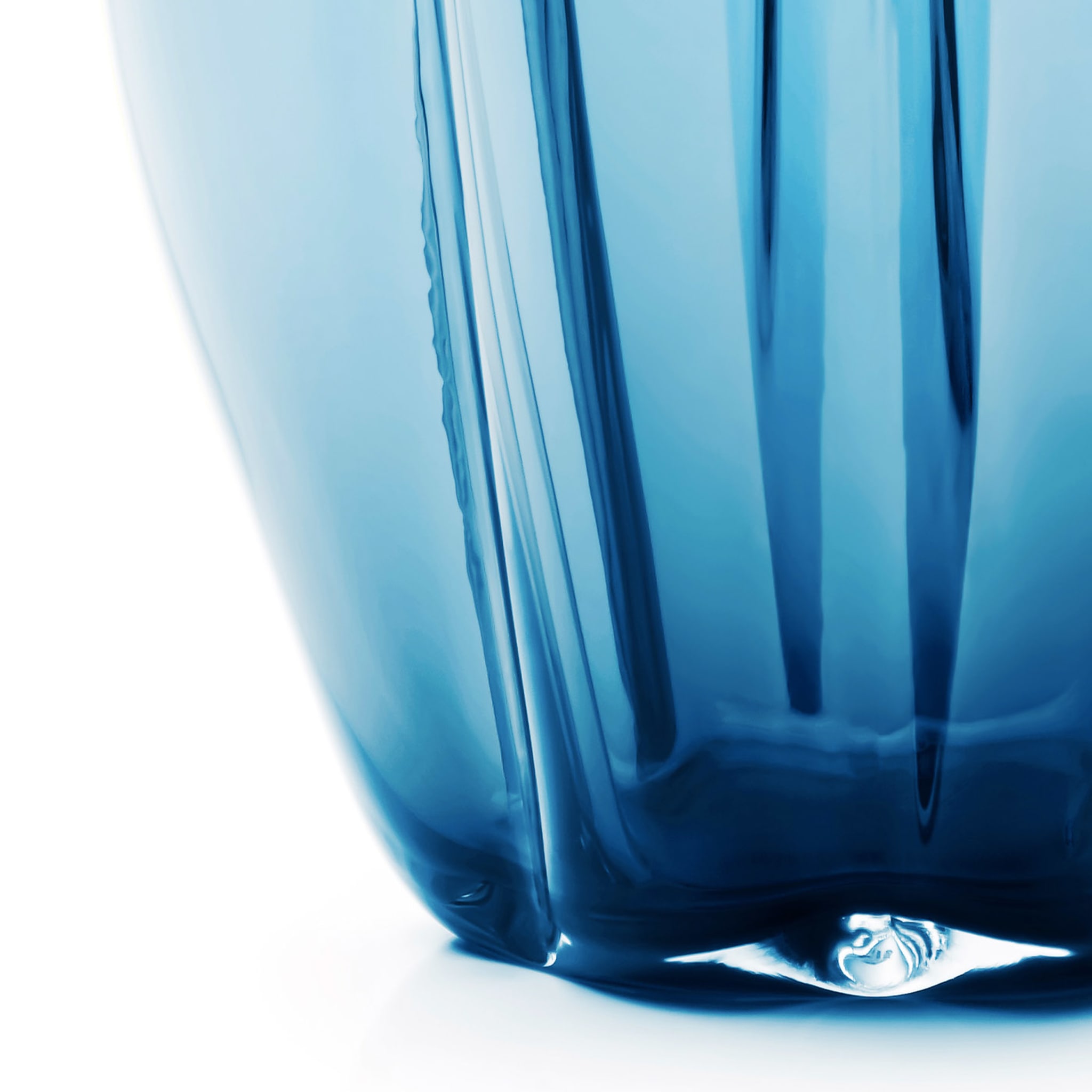 Petalo Deep Blue Small Vase - Alternative view 2