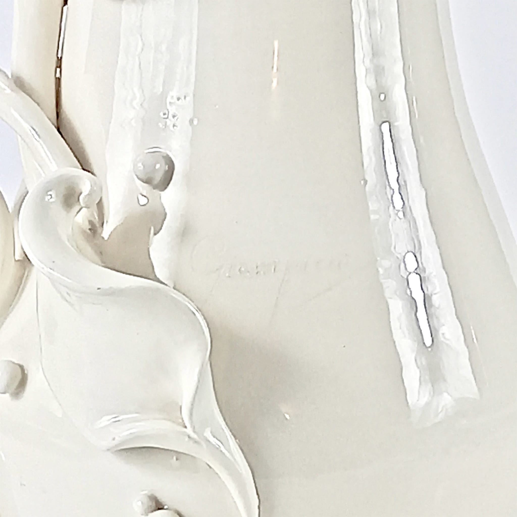 Leafs White Ceramic Vase - Alternative view 1