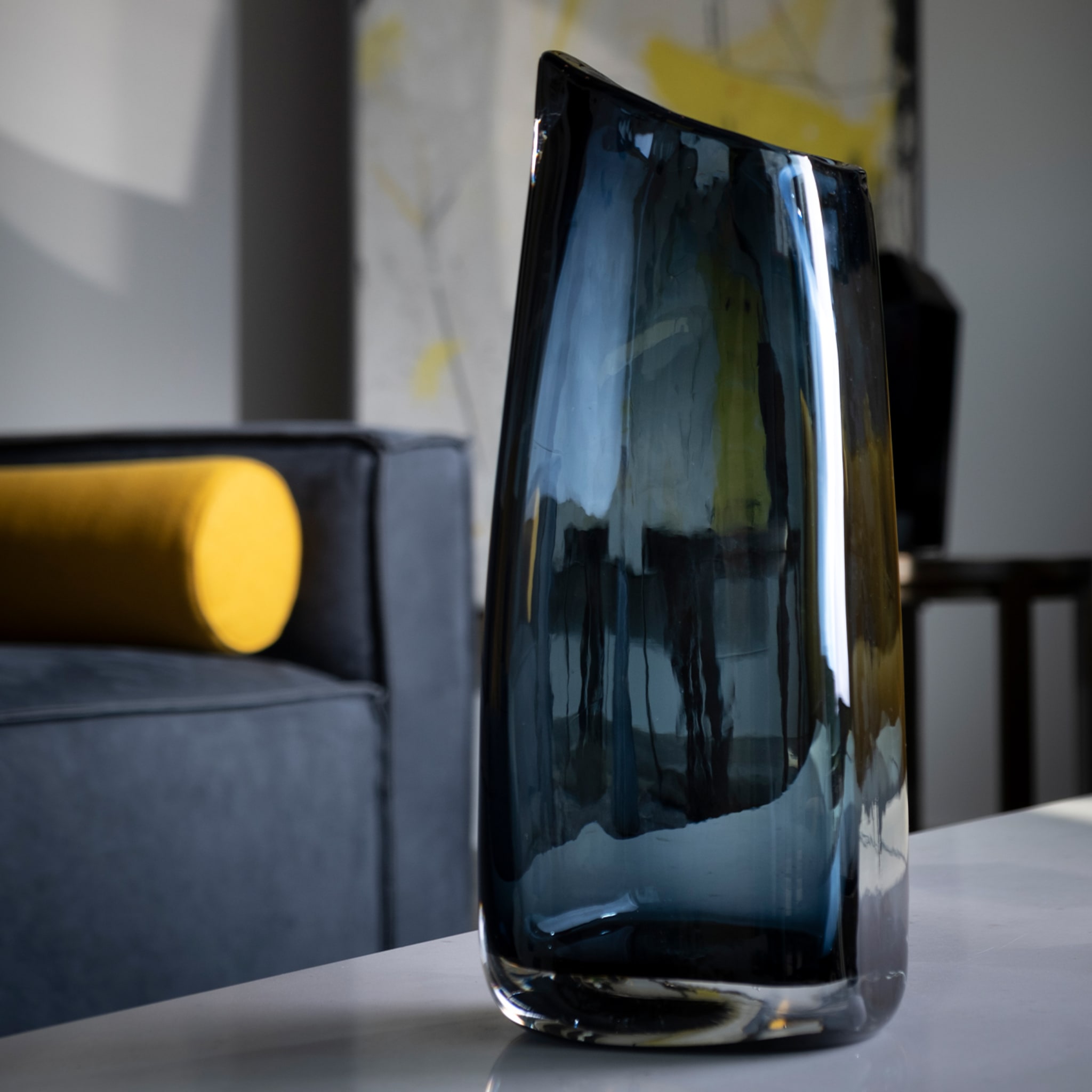 Trapezio Large Vase - Deep Blue - Alternative view 3