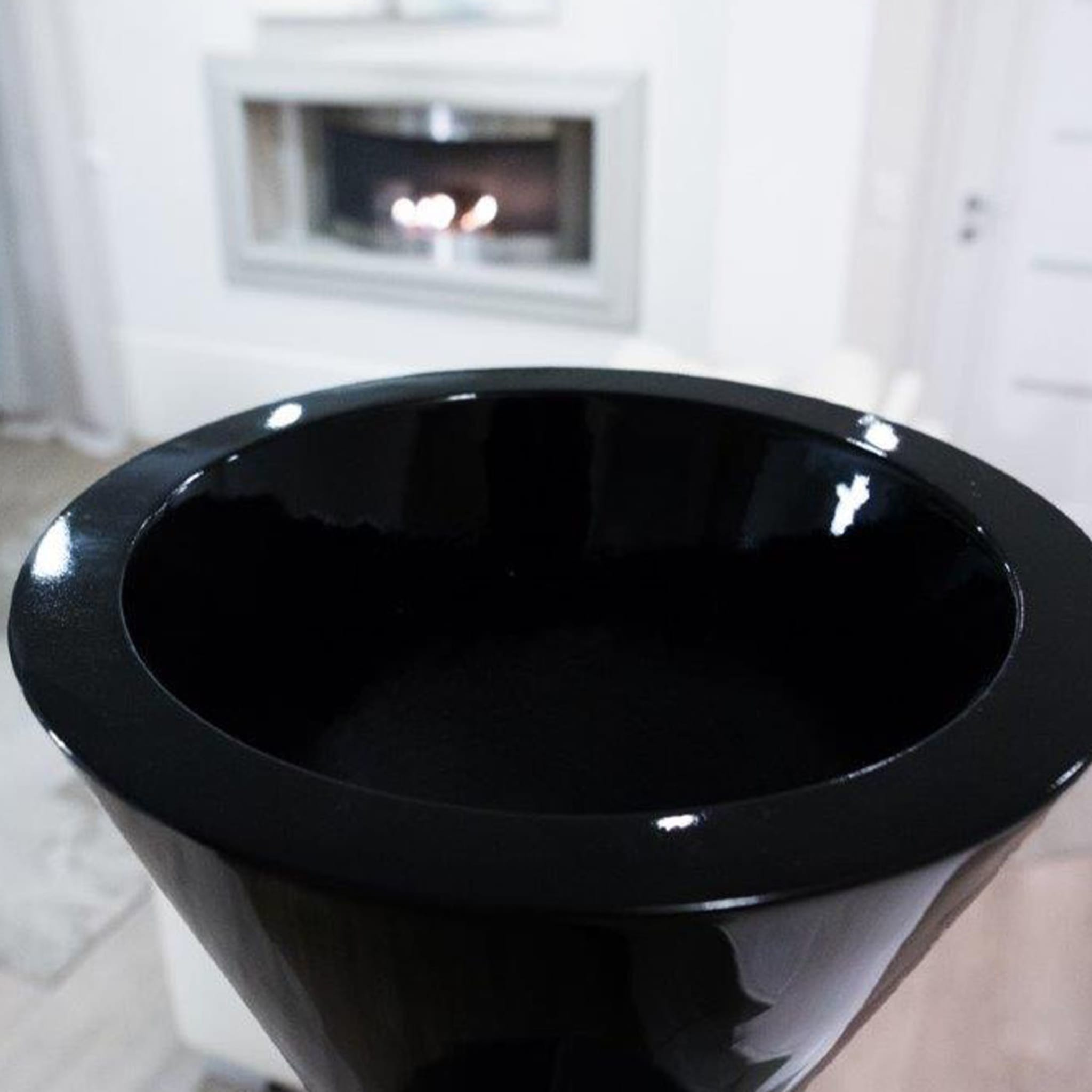 FoRMA Poliedro Black Vase by Simone Micheli - Alternative view 1