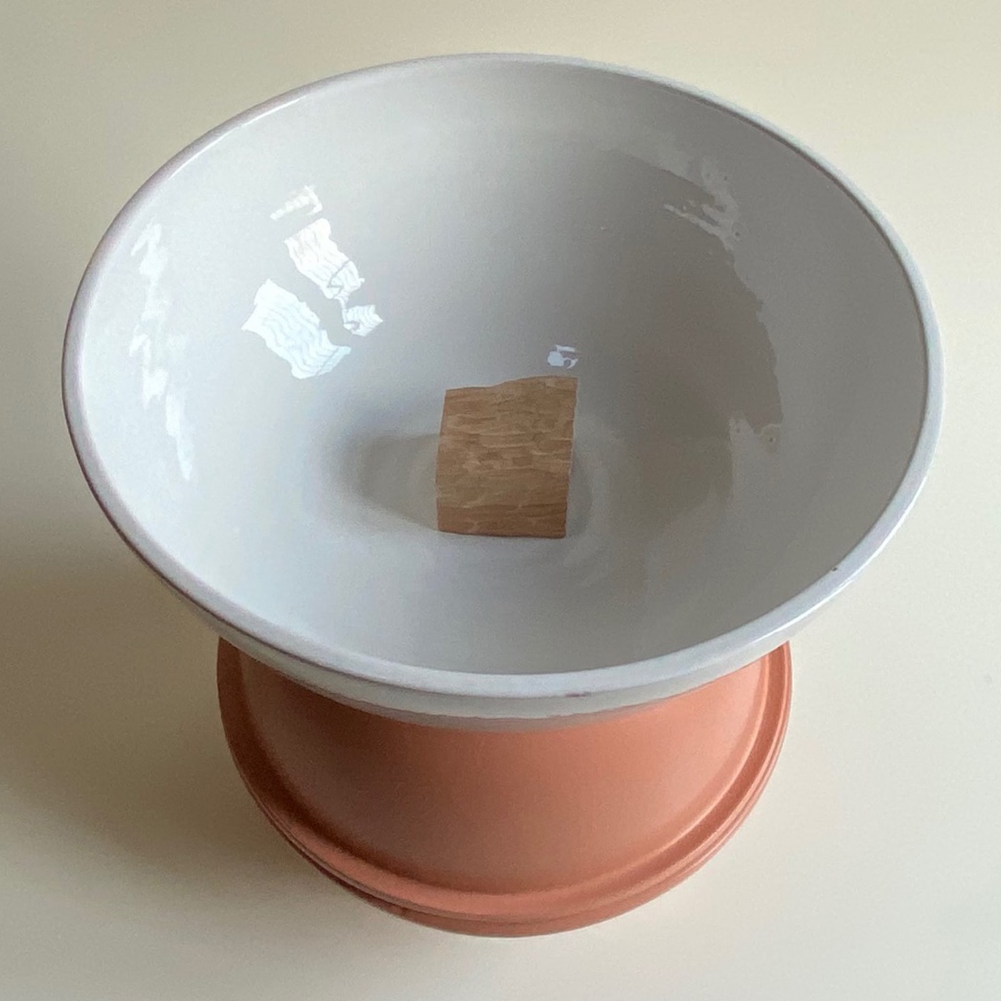 Pink Vase by Meccani Studio - Alternative view 1