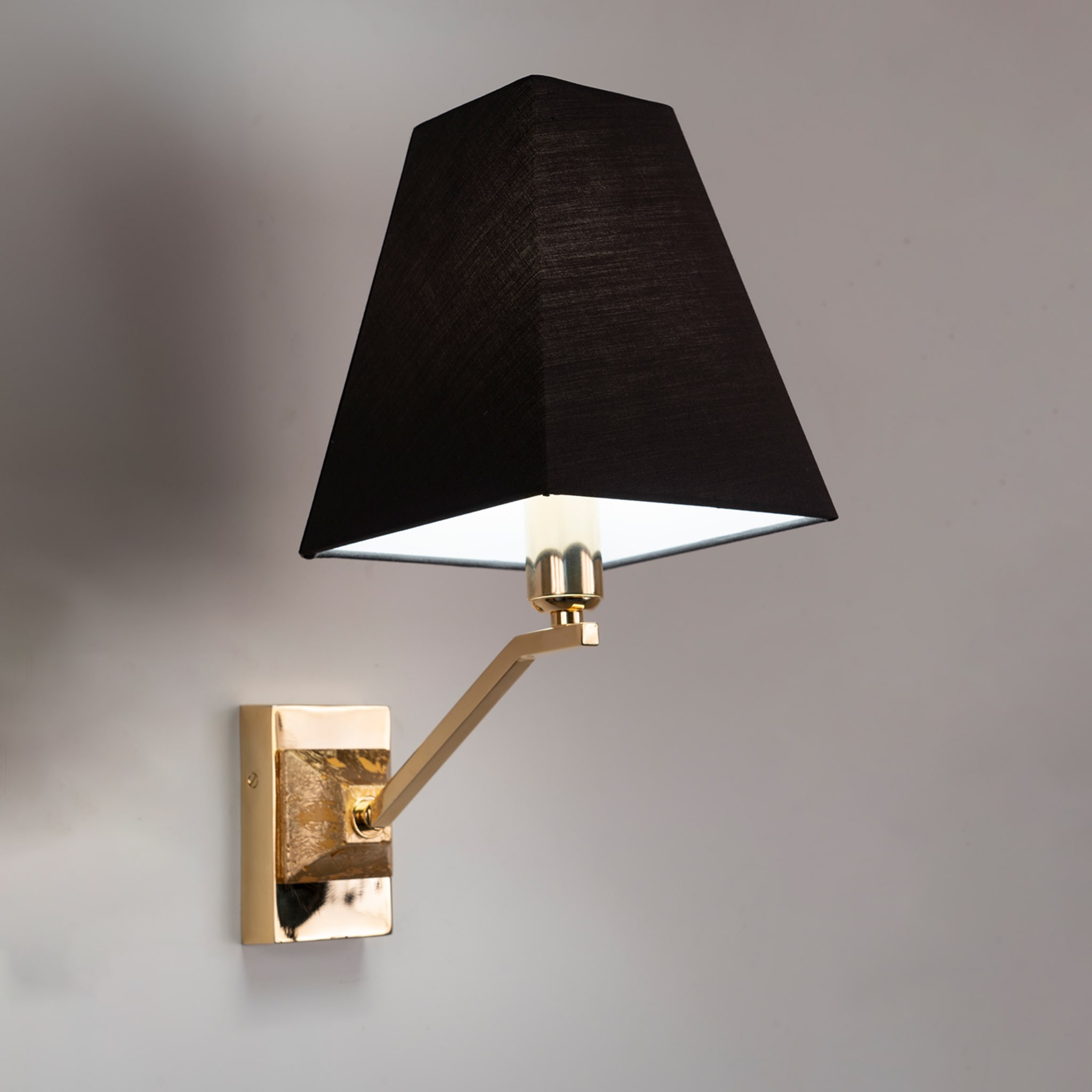 Anthracite-Gray & Golden Sconce - Alternative view 1