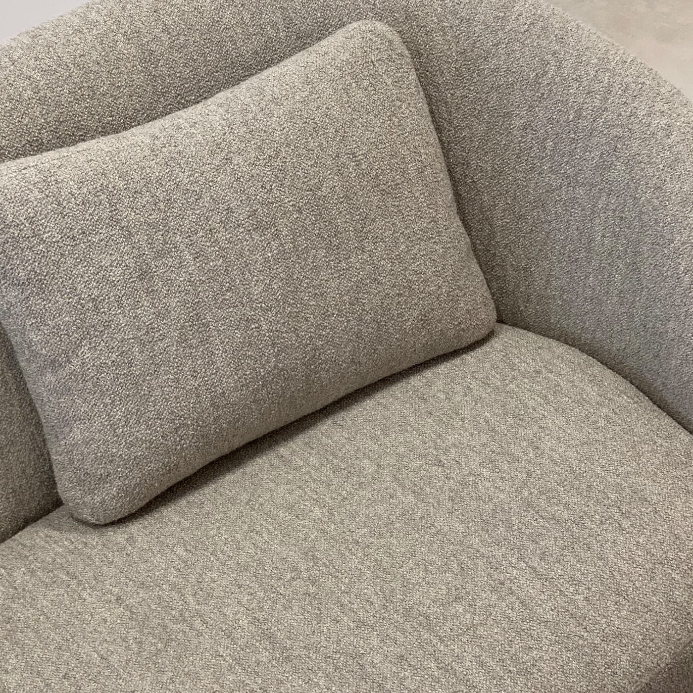 Cottonflower Sofa in Quinoa Fabric - Kabinet