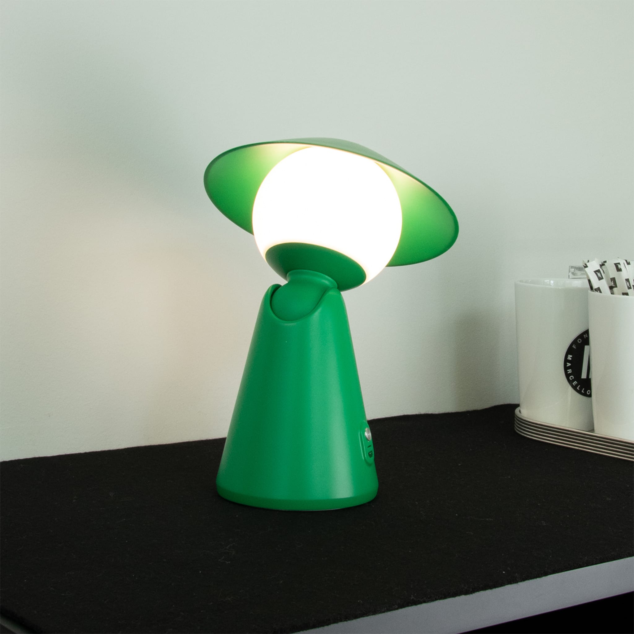 Lampe à poser rechargeable Puddy Green par Albore Design - Vue alternative 1