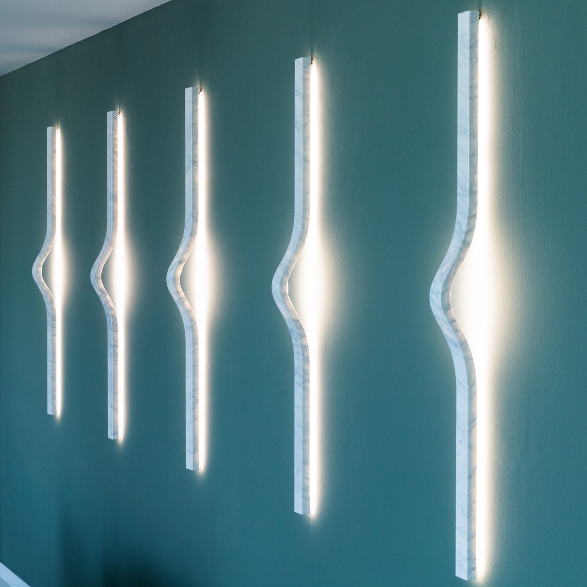 Thinium Wall Lamp by Gwenael Nicolas - Alternative view 2