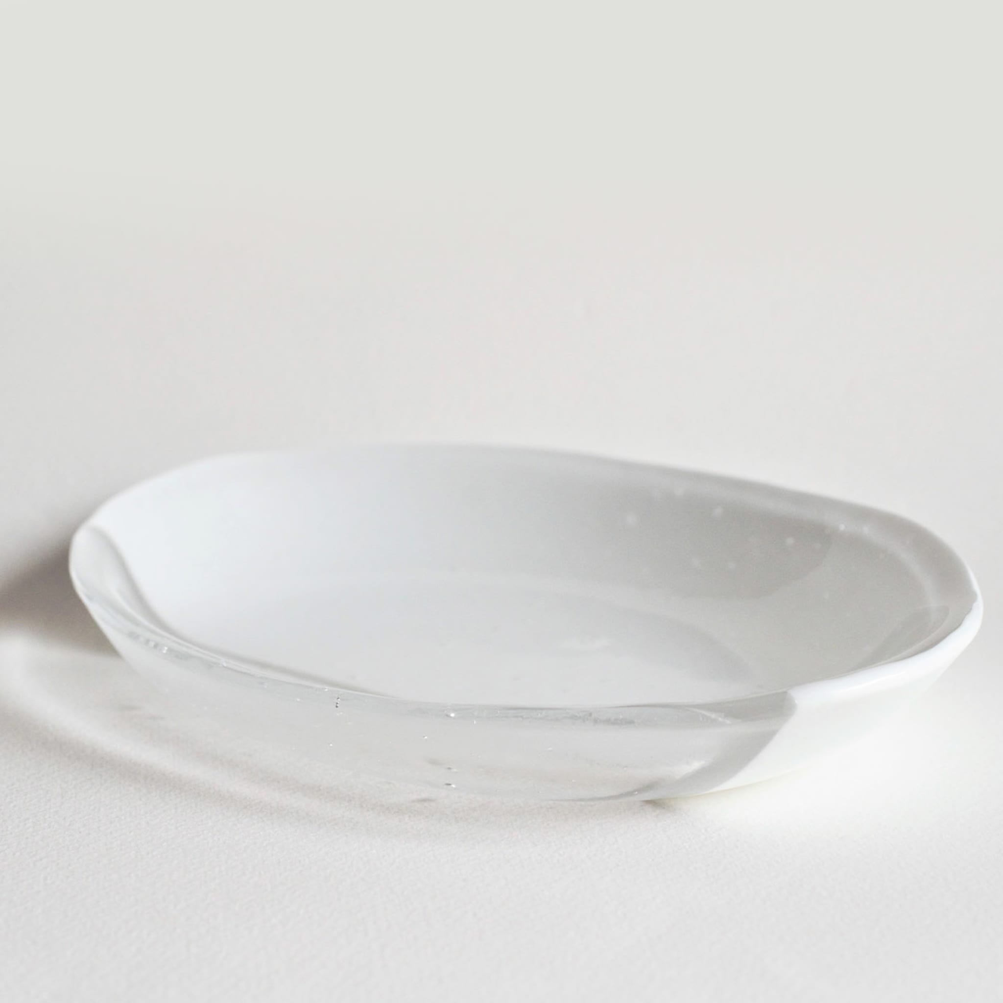 White and Clear Glass Serving Platter  - Alternative view 2
