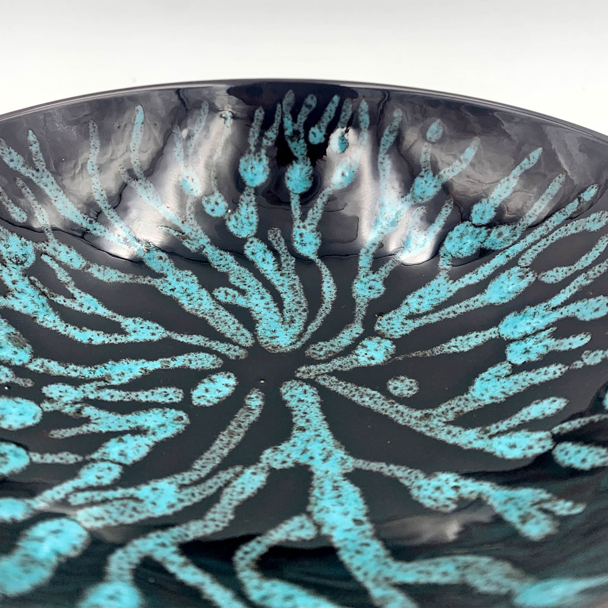 Corallo Blu Ceramic Centerpiece - Alternative view 1