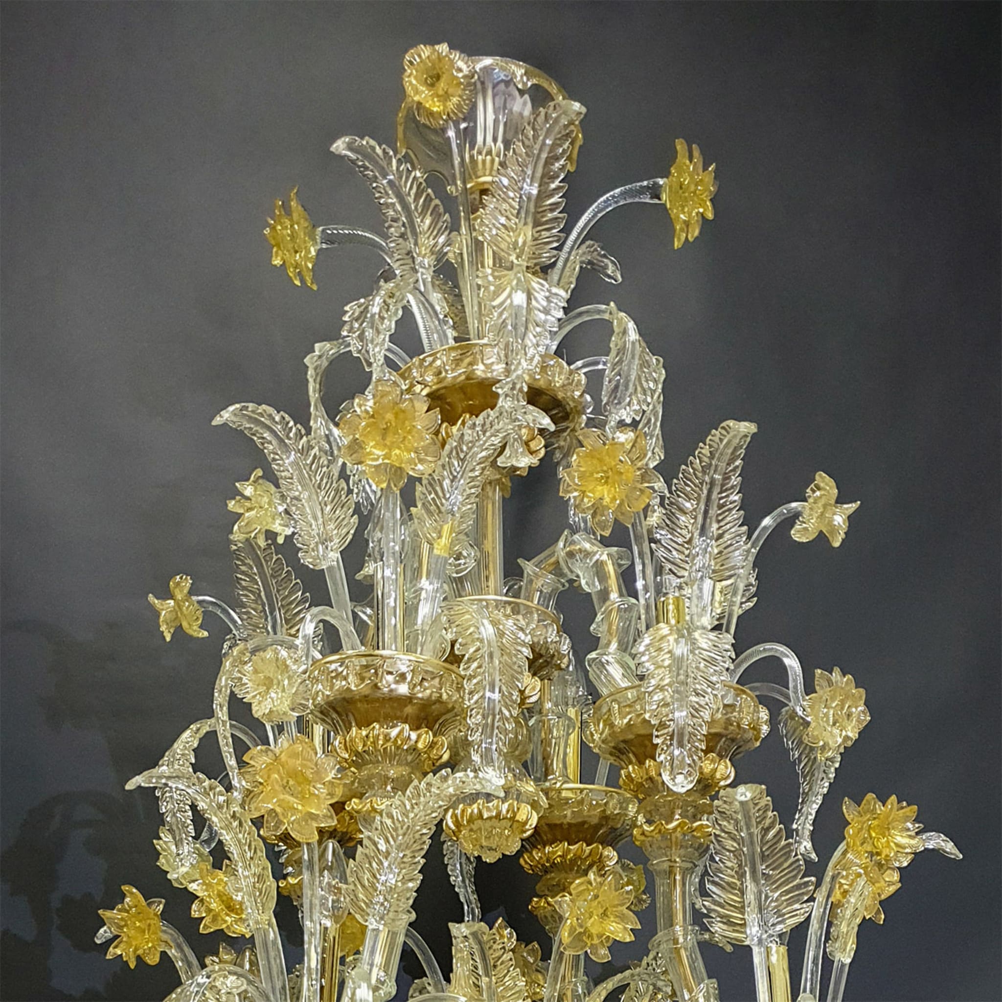 Rezzonico-style Gold and Crystal Chandelier #3 - Alternative view 1