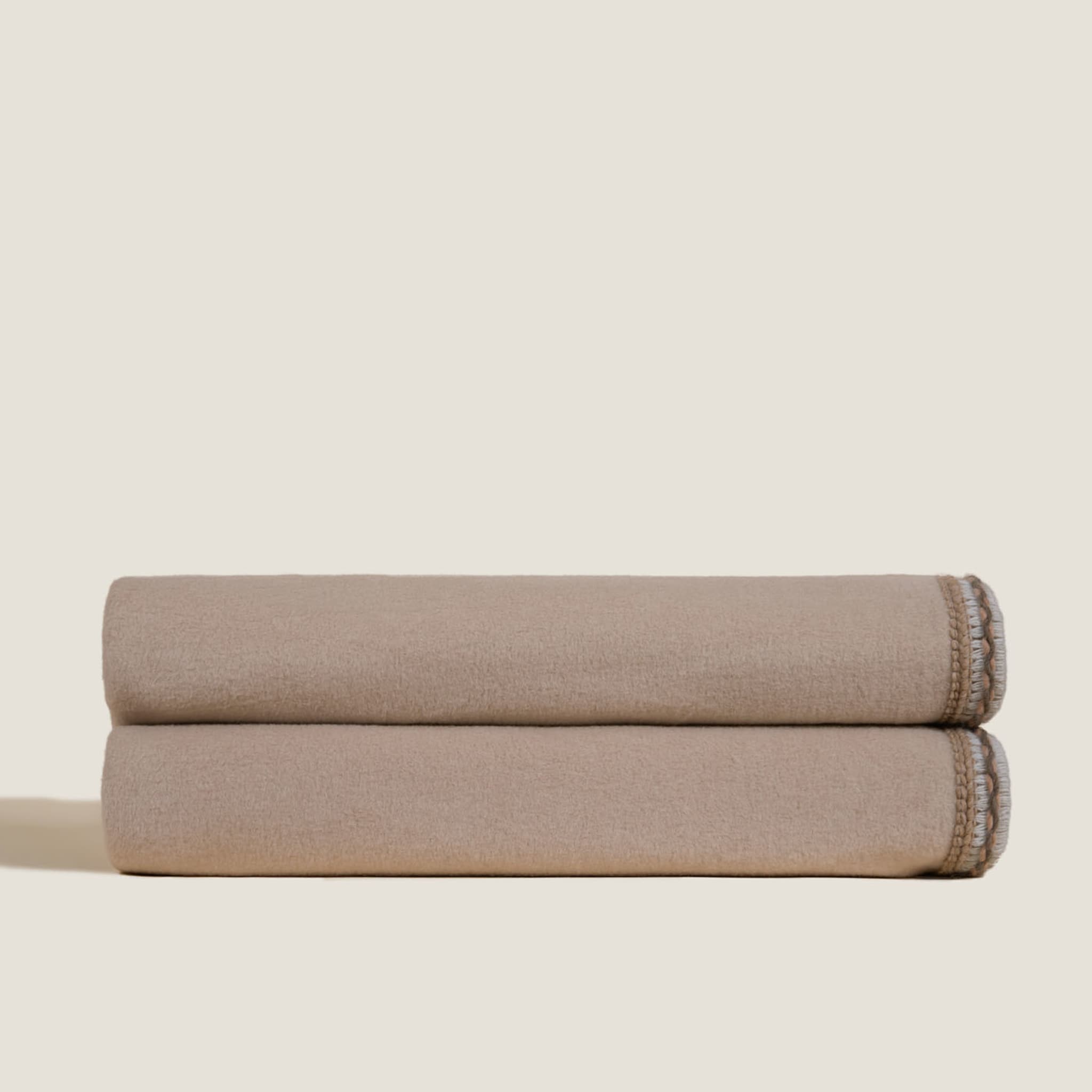 Soft Cotton Beige Blanket - Alternative view 2