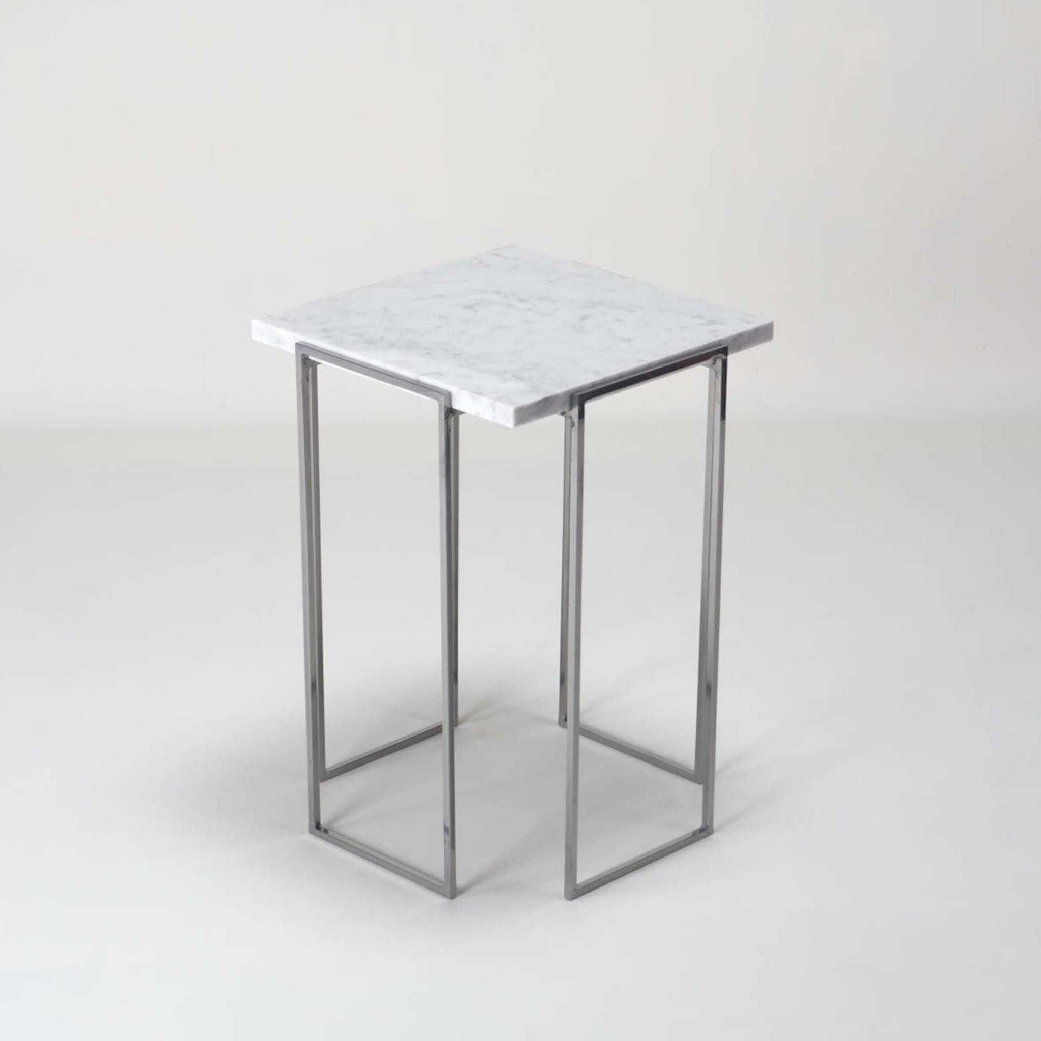 Kaus Cromo Carrara Marble Side Table - Alternative view 4