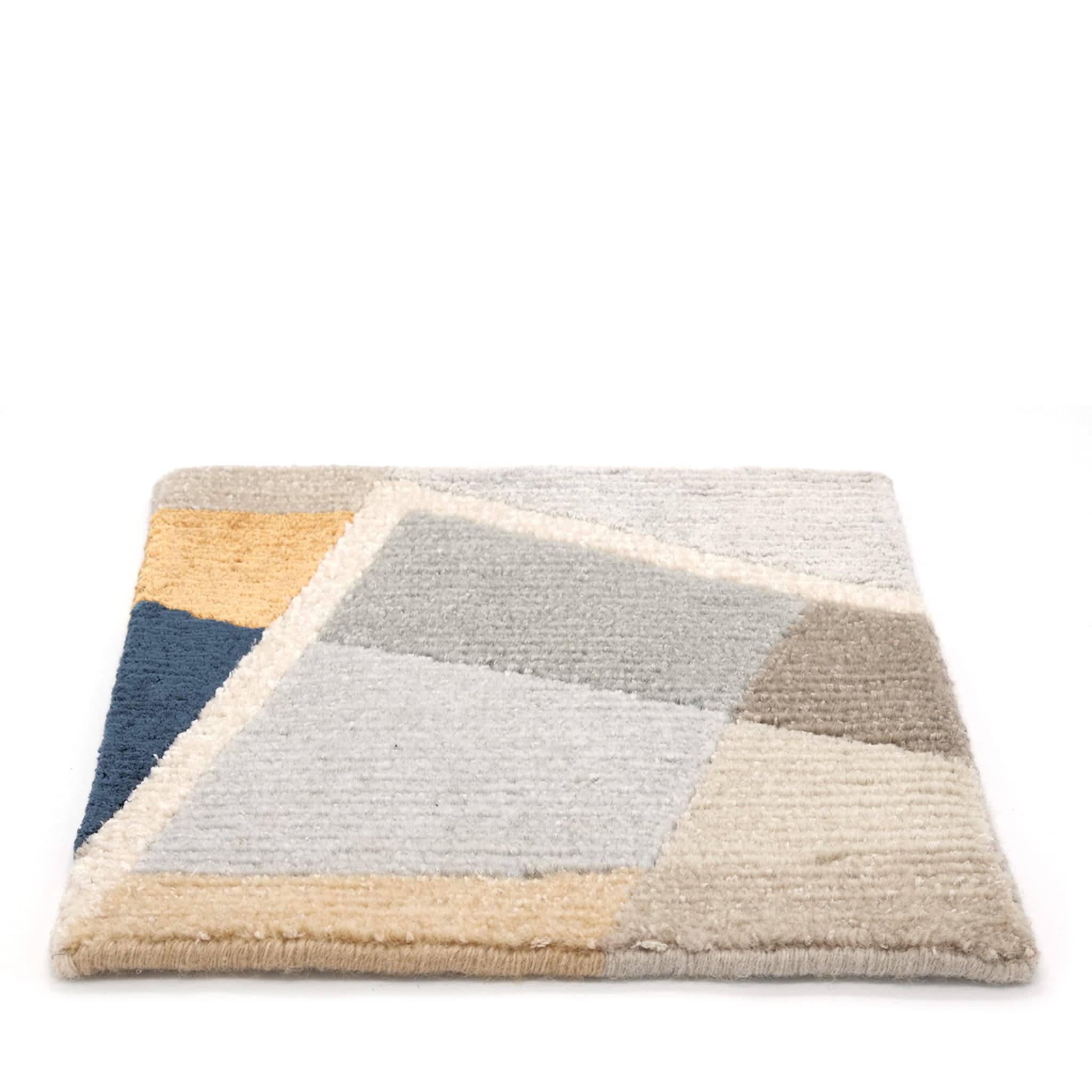 Galeries Lafayette Rug Ambiance Collection - Alternative view 1