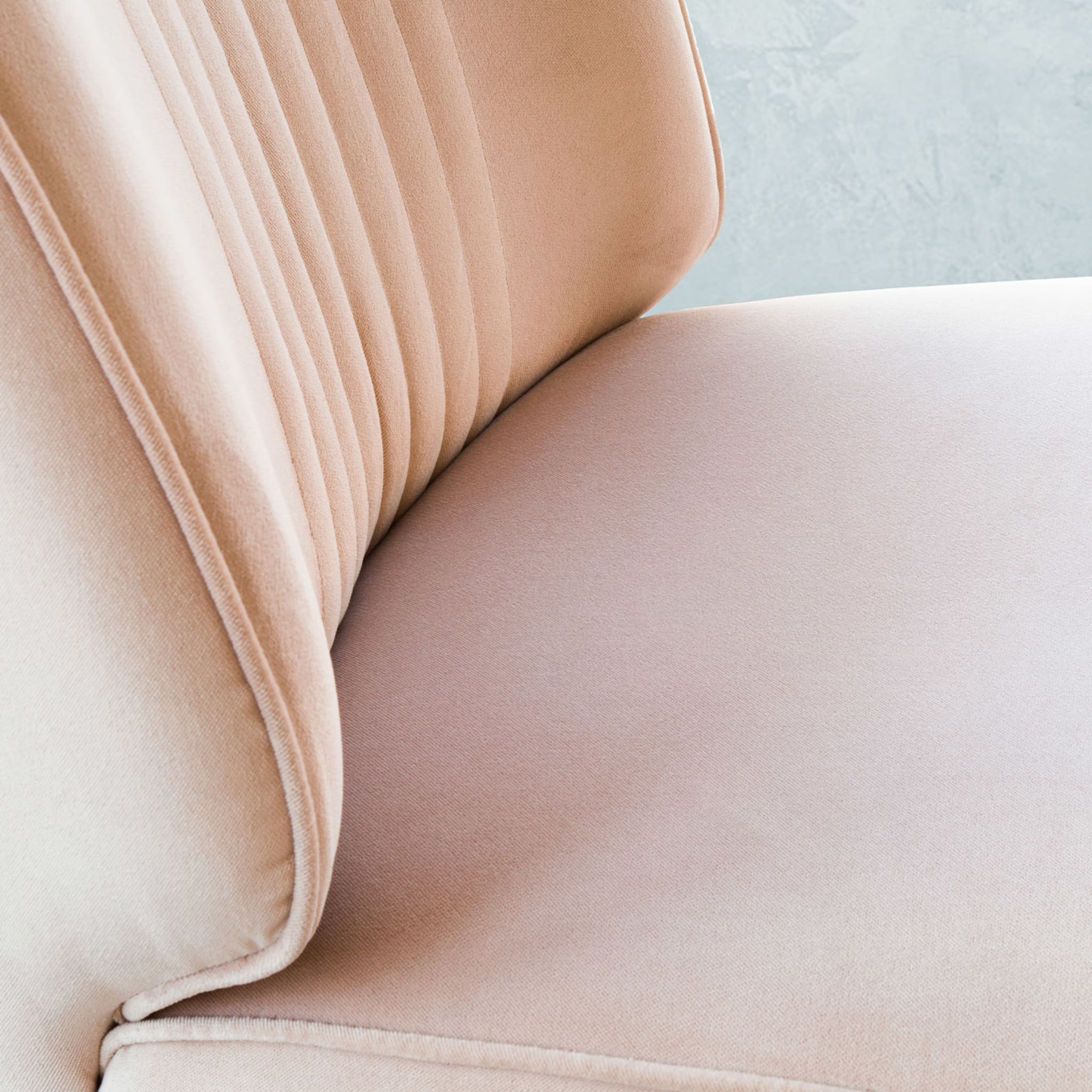 Giulia T. Pink Armchair by Lucia Ippolito - Alternative view 1
