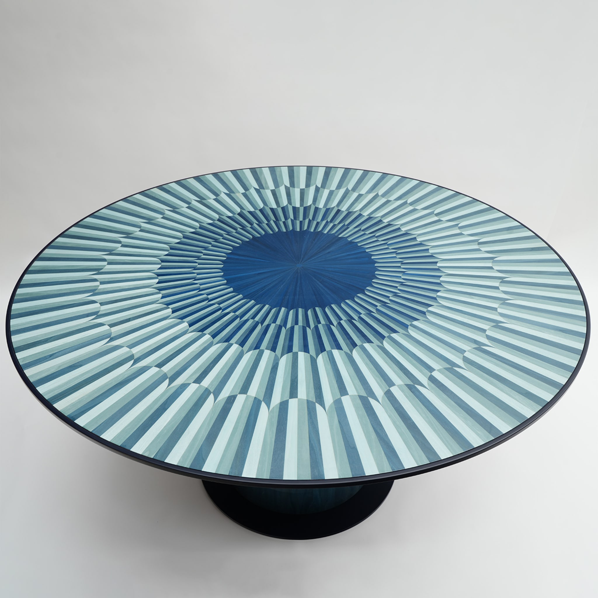 Altobasso Round Blue Dining Table - Alternative view 5