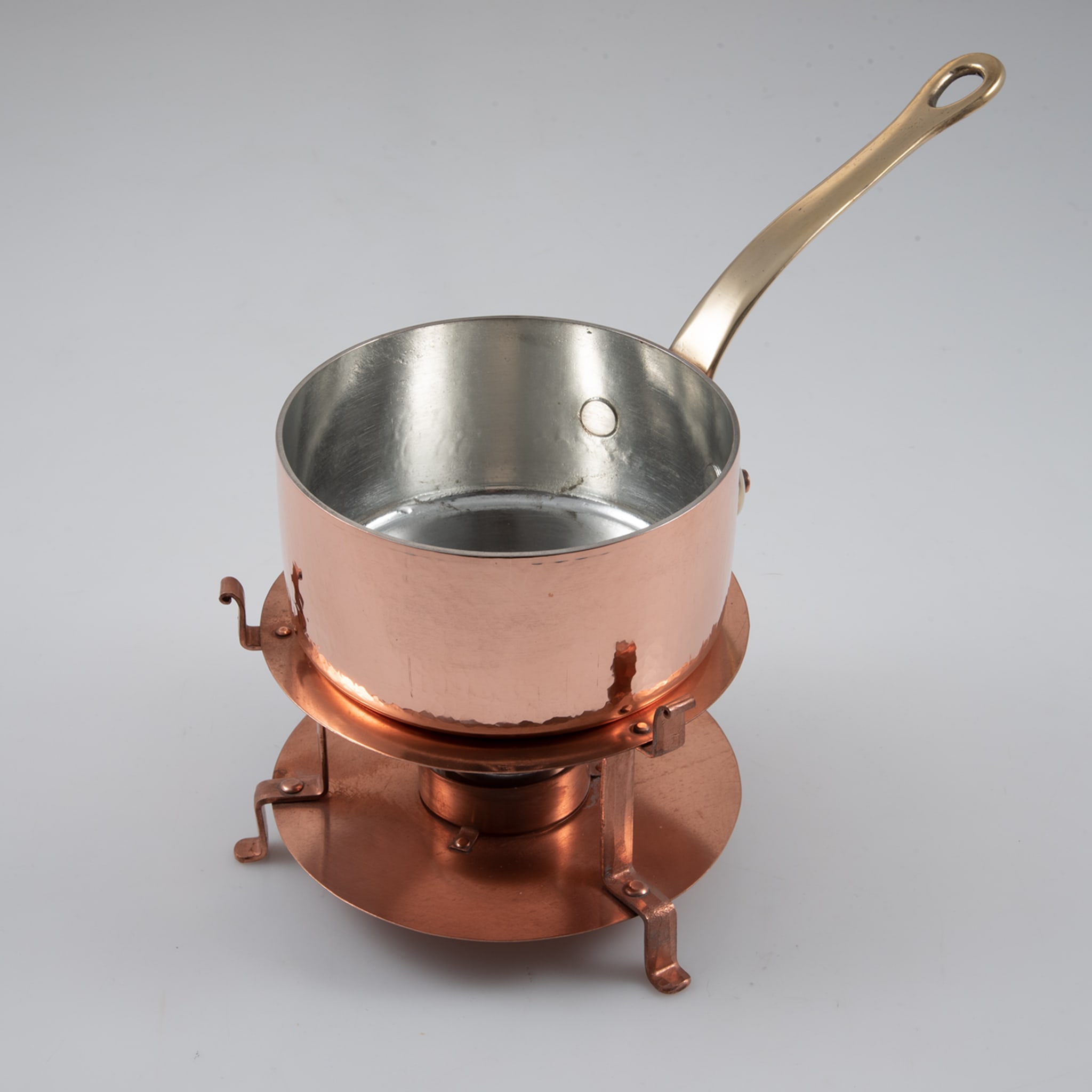 Pedestal Copper Small Pot with Lid - Alternative view 1