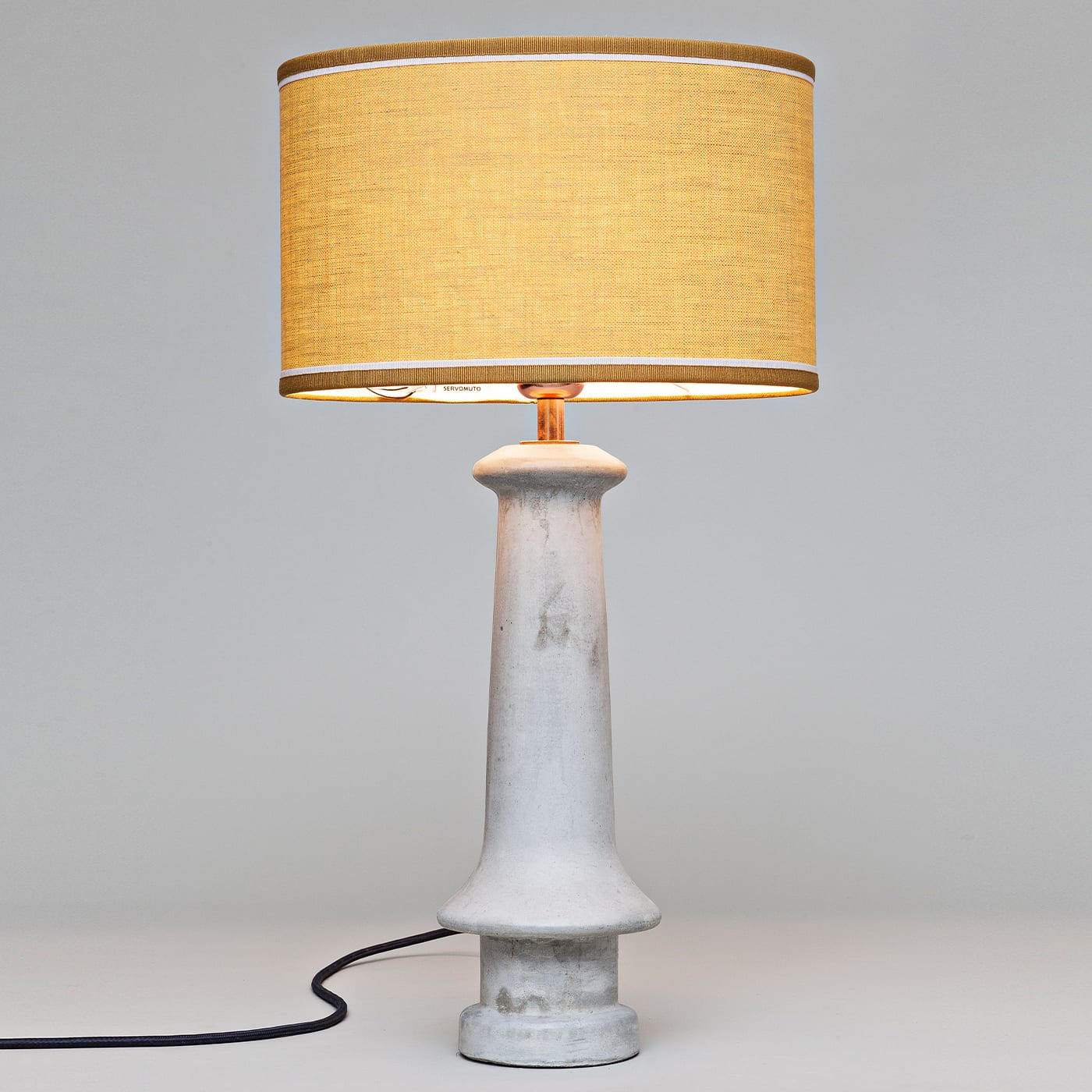 Cement Yellow Table Lamp - Servomuto
