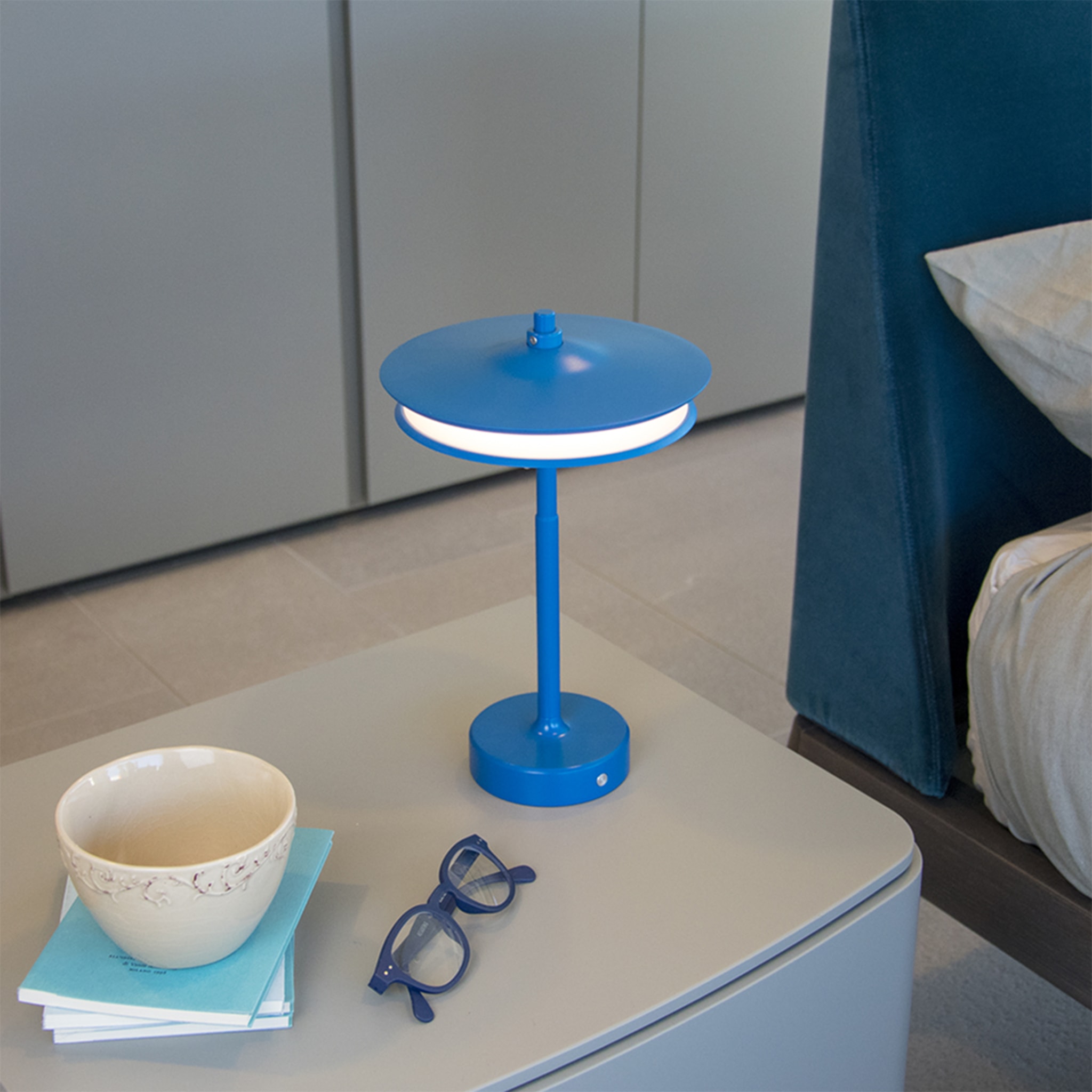 Lampada da tavolo ricaricabile Drum Blue di Albore Design - Vista alternativa 4