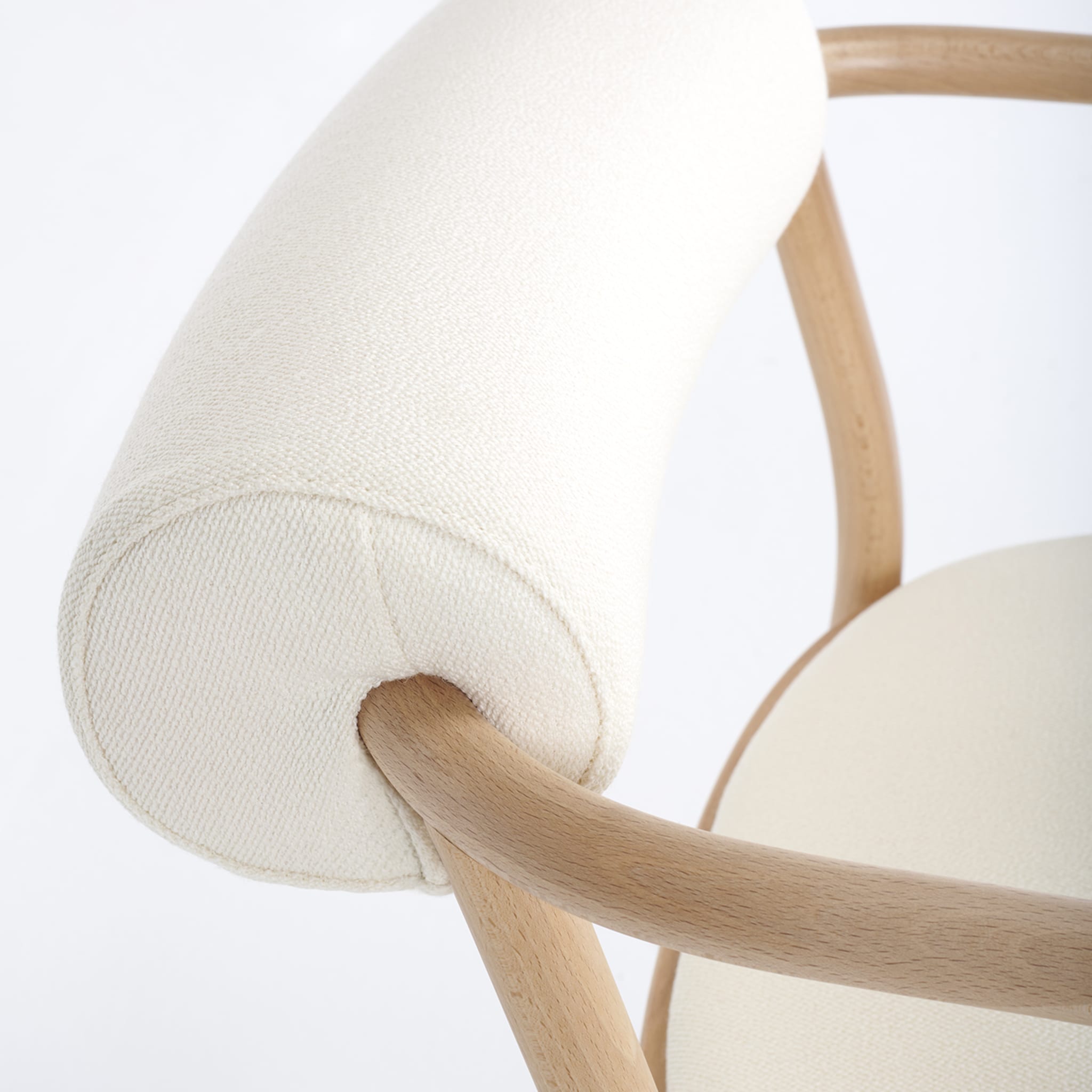 Loop White Lounge Chair by India Mahdavi - Alternative view 3