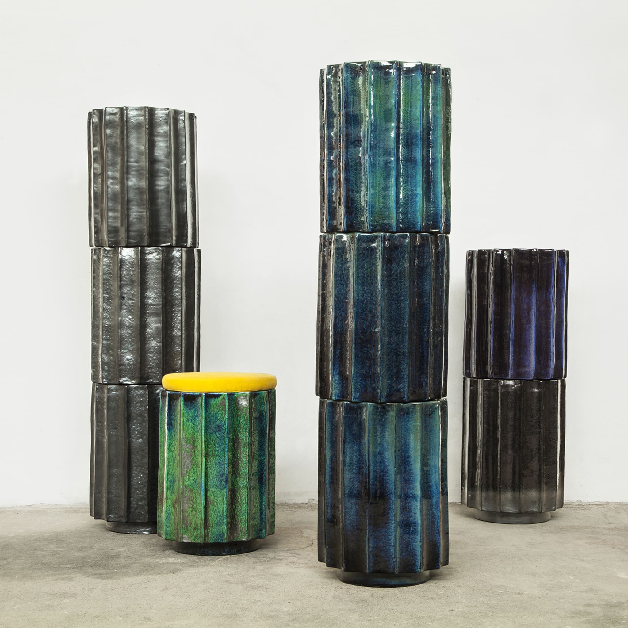 Stele Blue Decorative Column - Alternative view 1