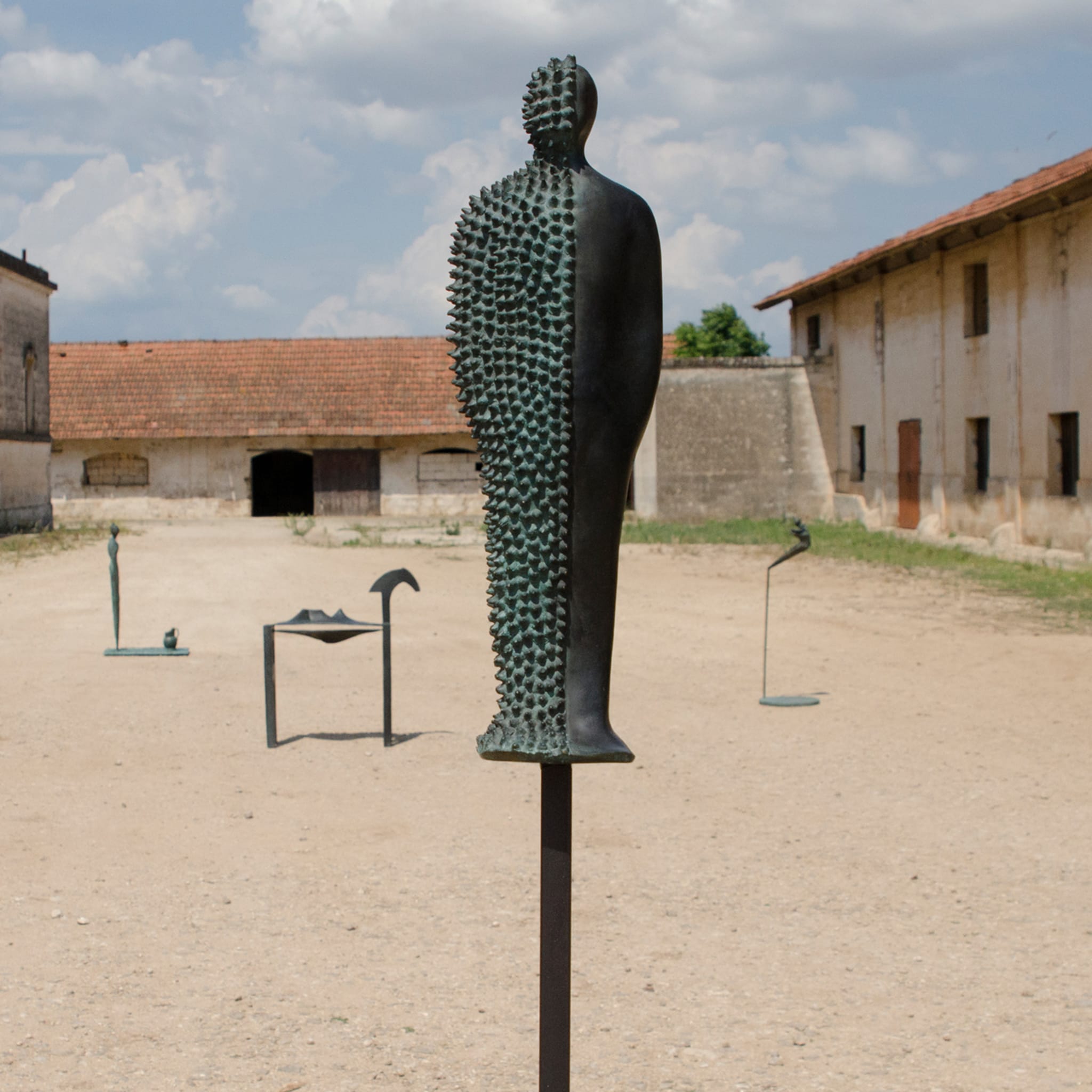 Standing Man Sculpture - Alternative view 5
