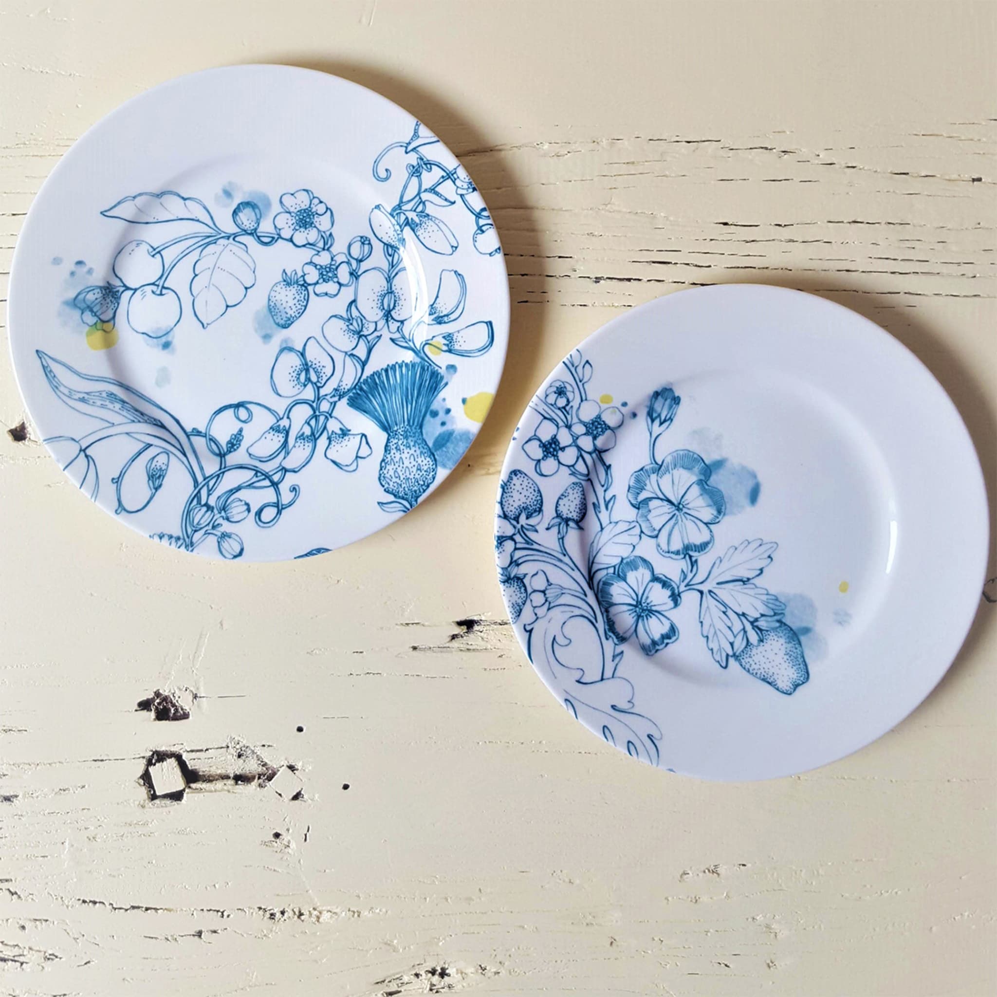 set of 2 Blue Summer dessert plates #2 - Alternative view 2