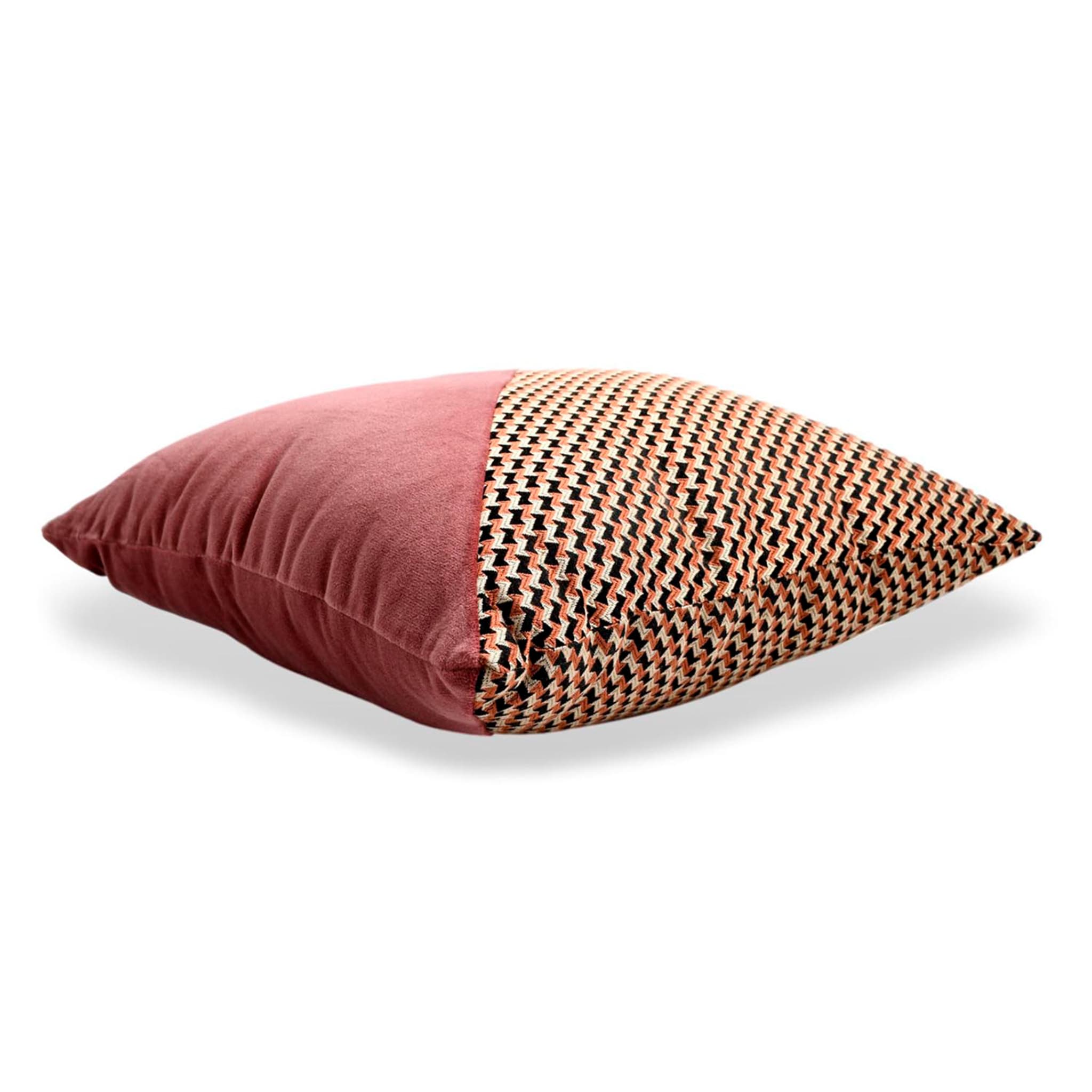 Carrè Diagonal Cushion in Micro-Patterned jacquard fabric - Alternative view 1