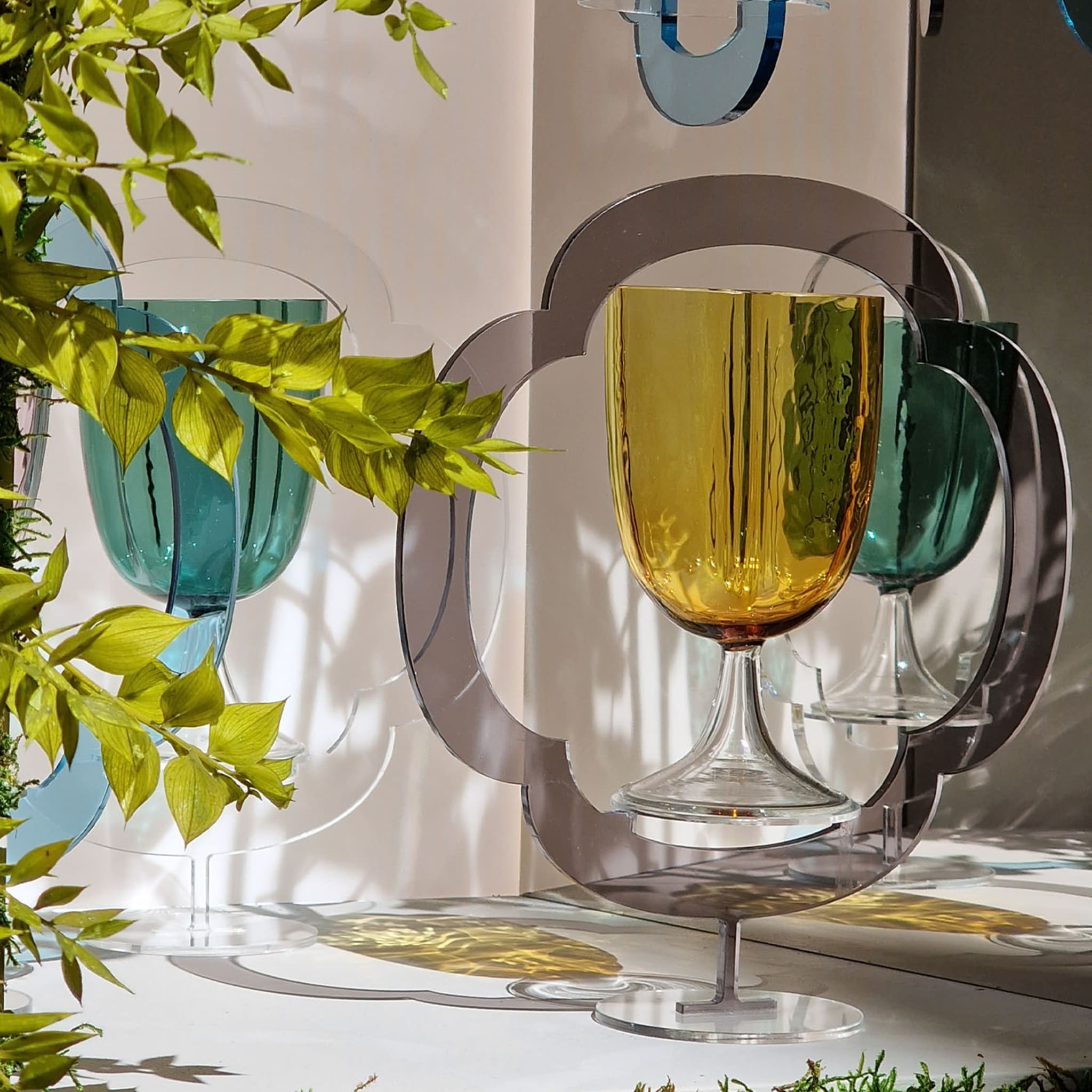 Set Of 4 Linden Petal Wine Glass - Alternative view 2