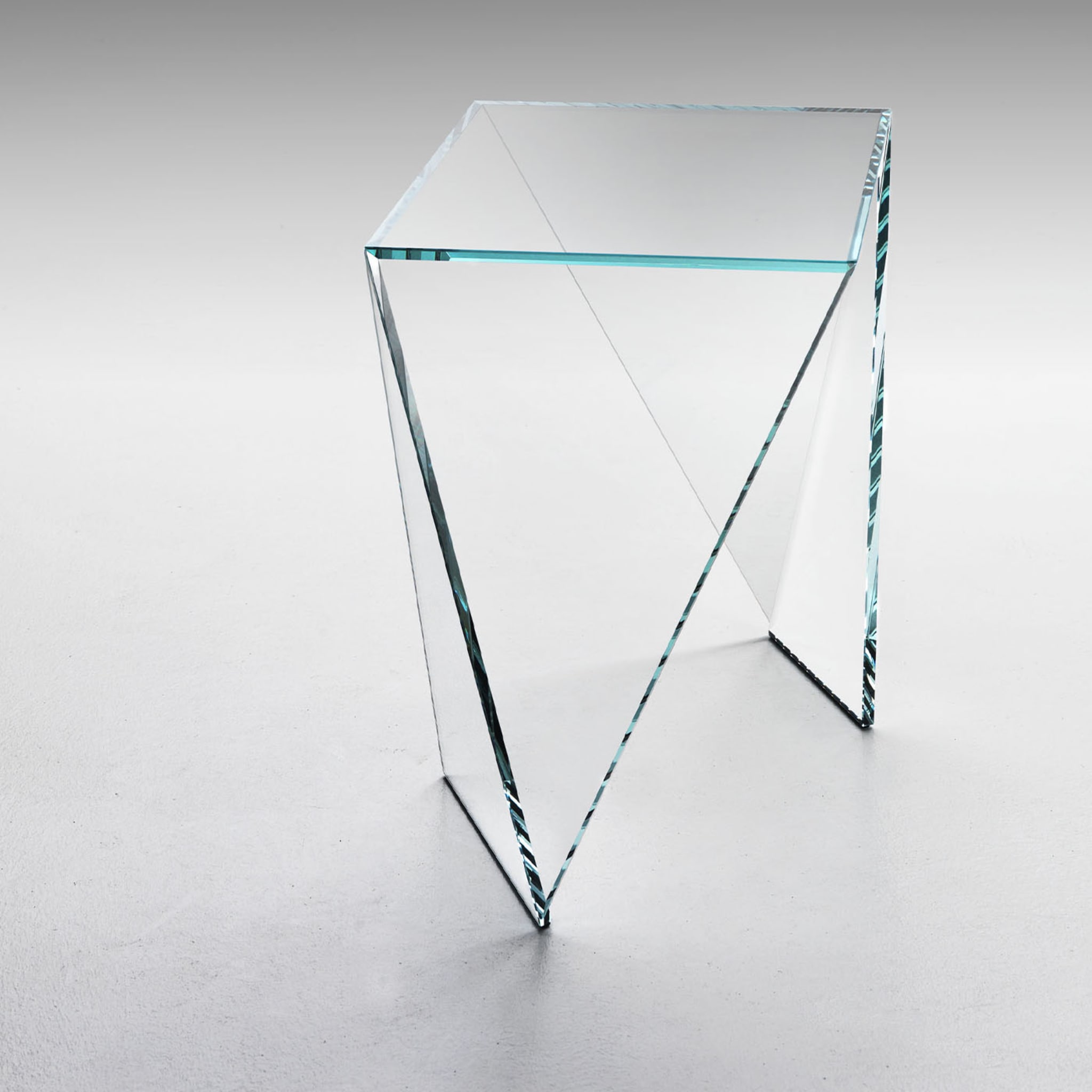 Origami Classic Side Table - Alternative view 1