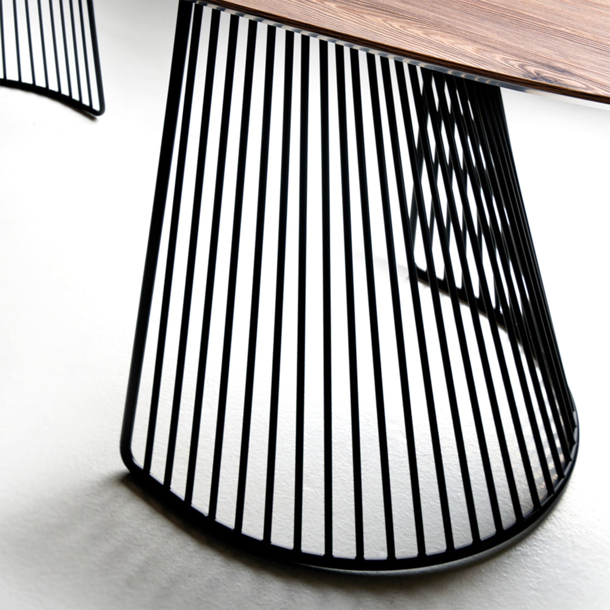 Table rectangulaire Grid Canadian Durmast par Ciani Design - Vue alternative 1