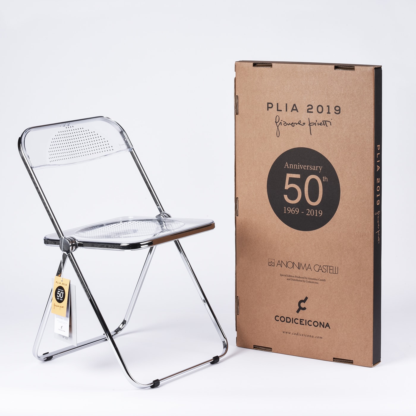 PLIA 50th anniversary folding chair by Giancarlo Piretti Codiceicona |  Artemest