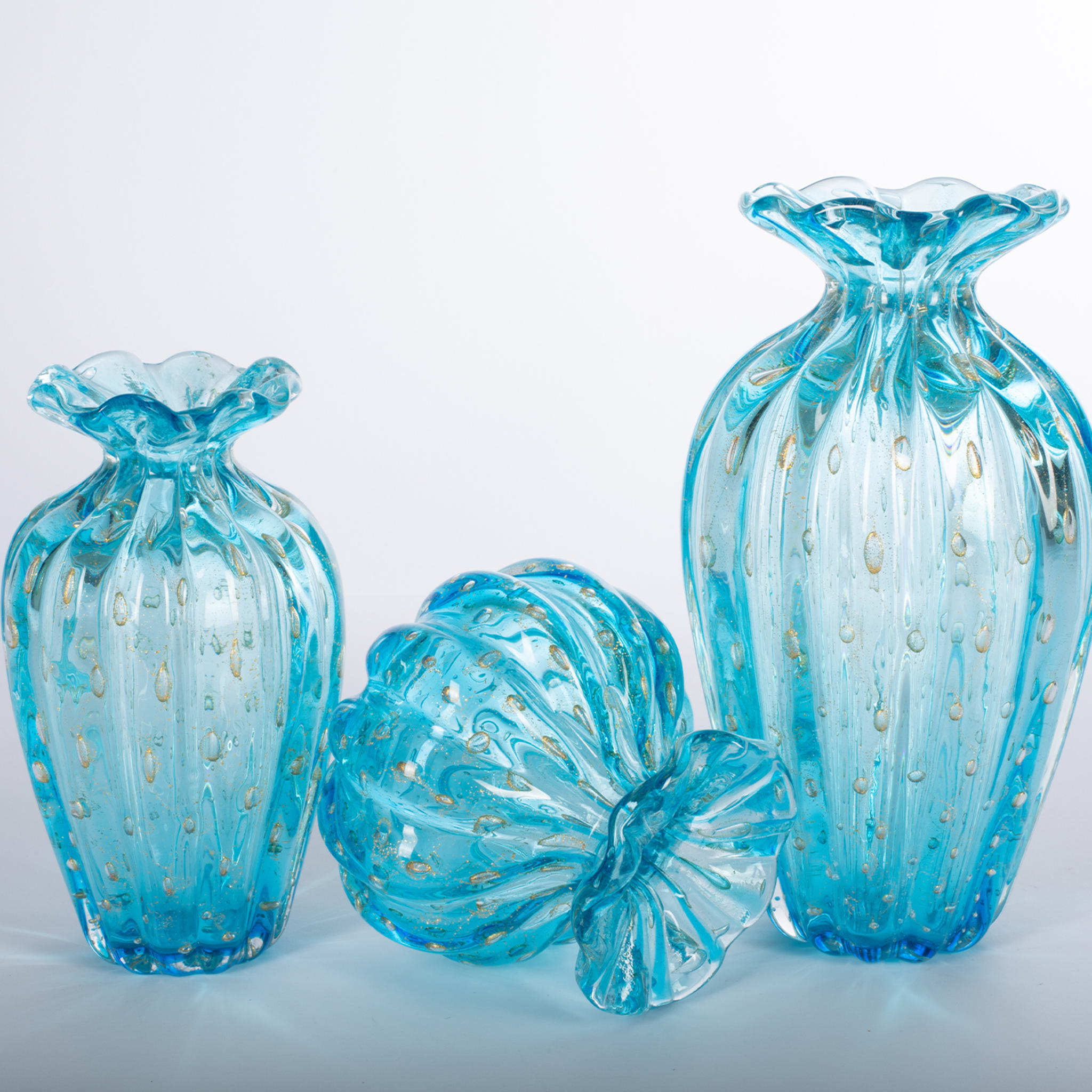 1950 Ensemble de 3 vases bleu clair avec bulles d'or - Vue alternative 1