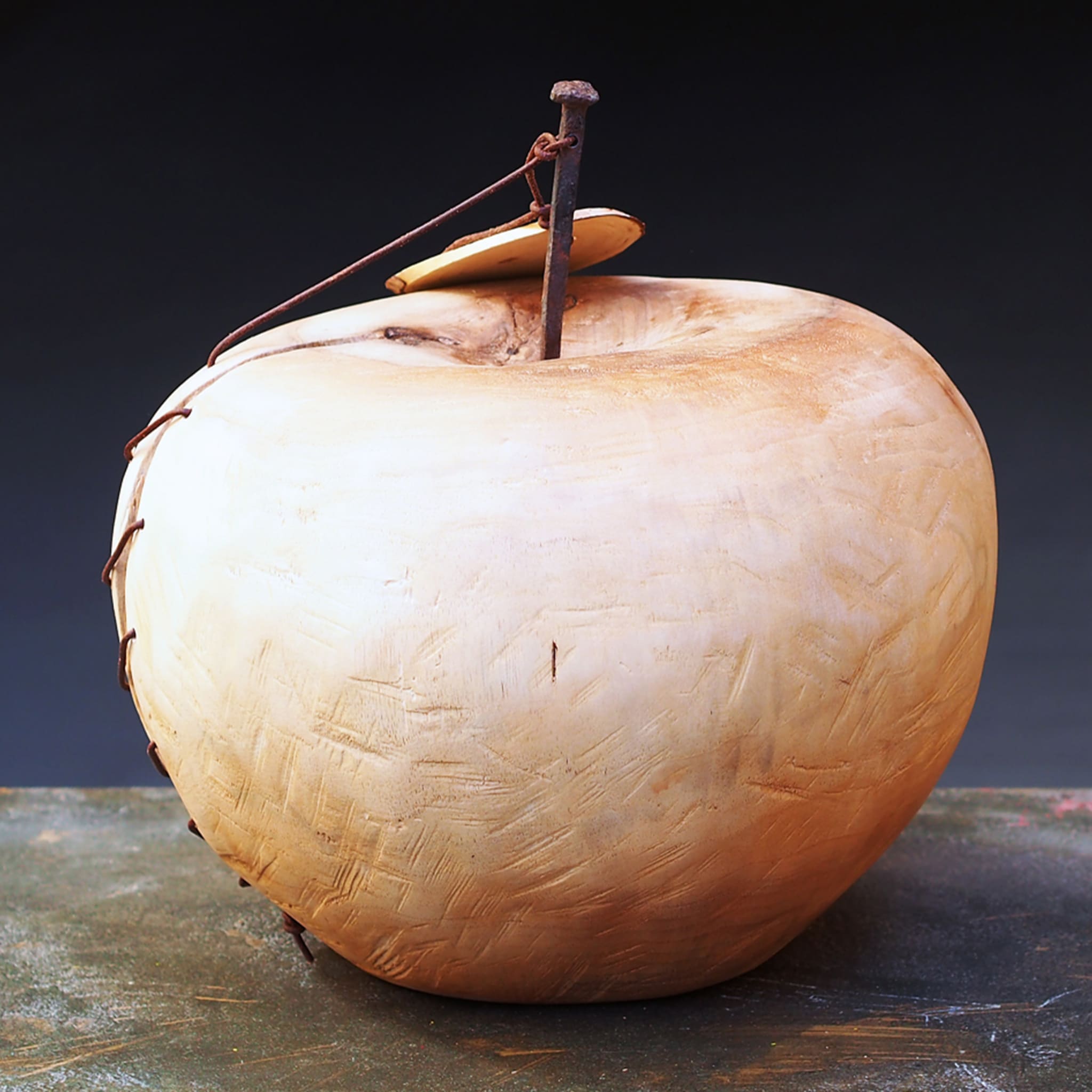 Unione Walnut Apple Sculpture - Alternative view 3