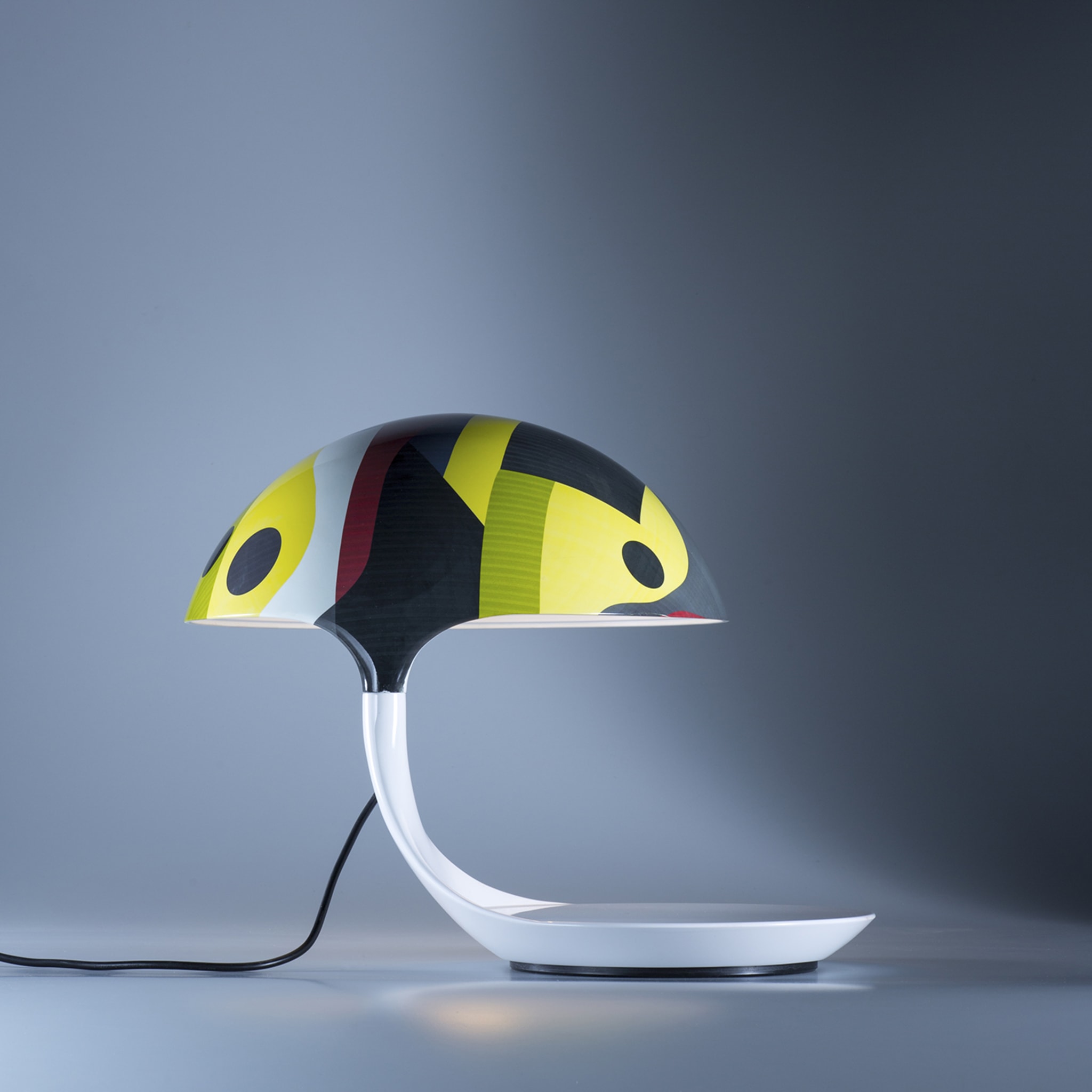 Cobra Texture Polychrome Table Lamp by Alessandro Guerriero - Alternative view 1