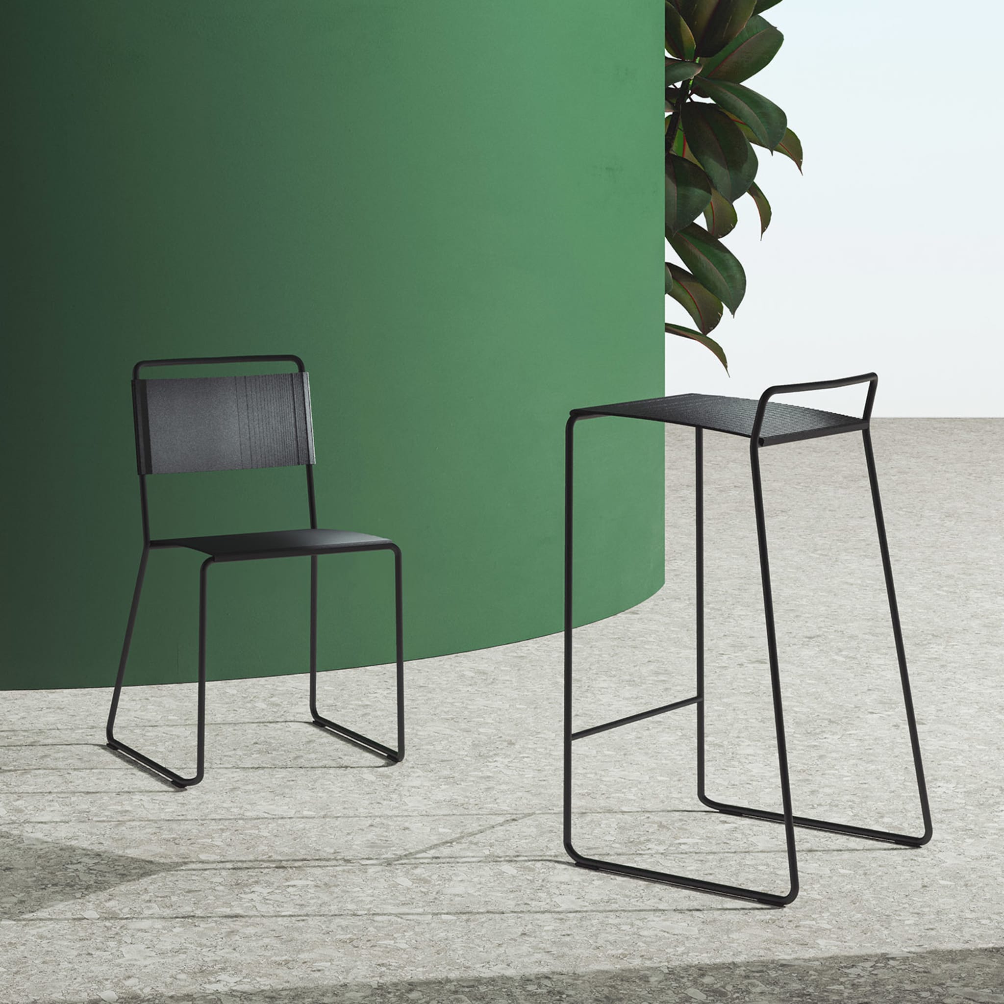 Set of 4 Estrosa Aluminium Painted Chairs - Alternative view 1