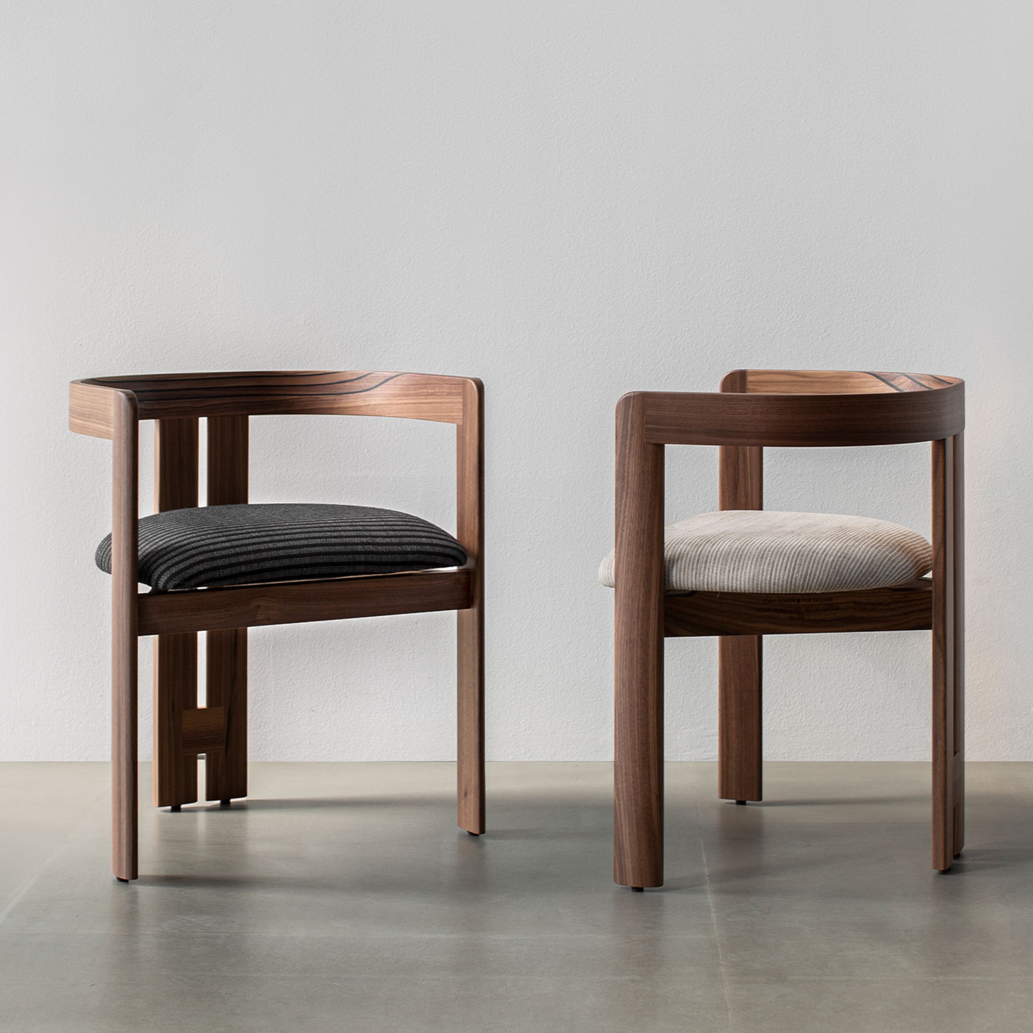 Pigreco Walnut Chair by Tobia Scarpa - Alternative view 1