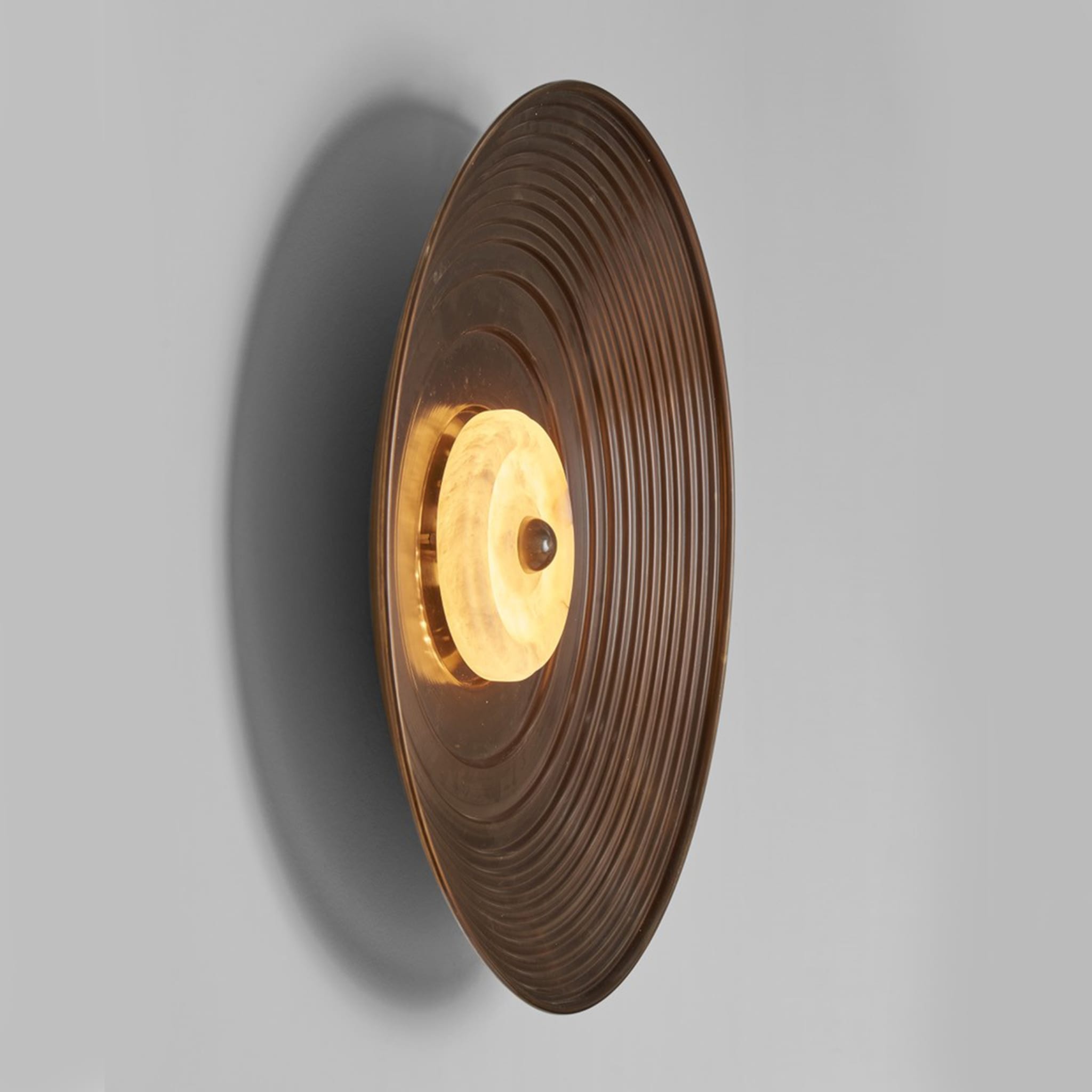Sculptural Wall Sconce "Gong" By LC Atelier - Alternative view 2