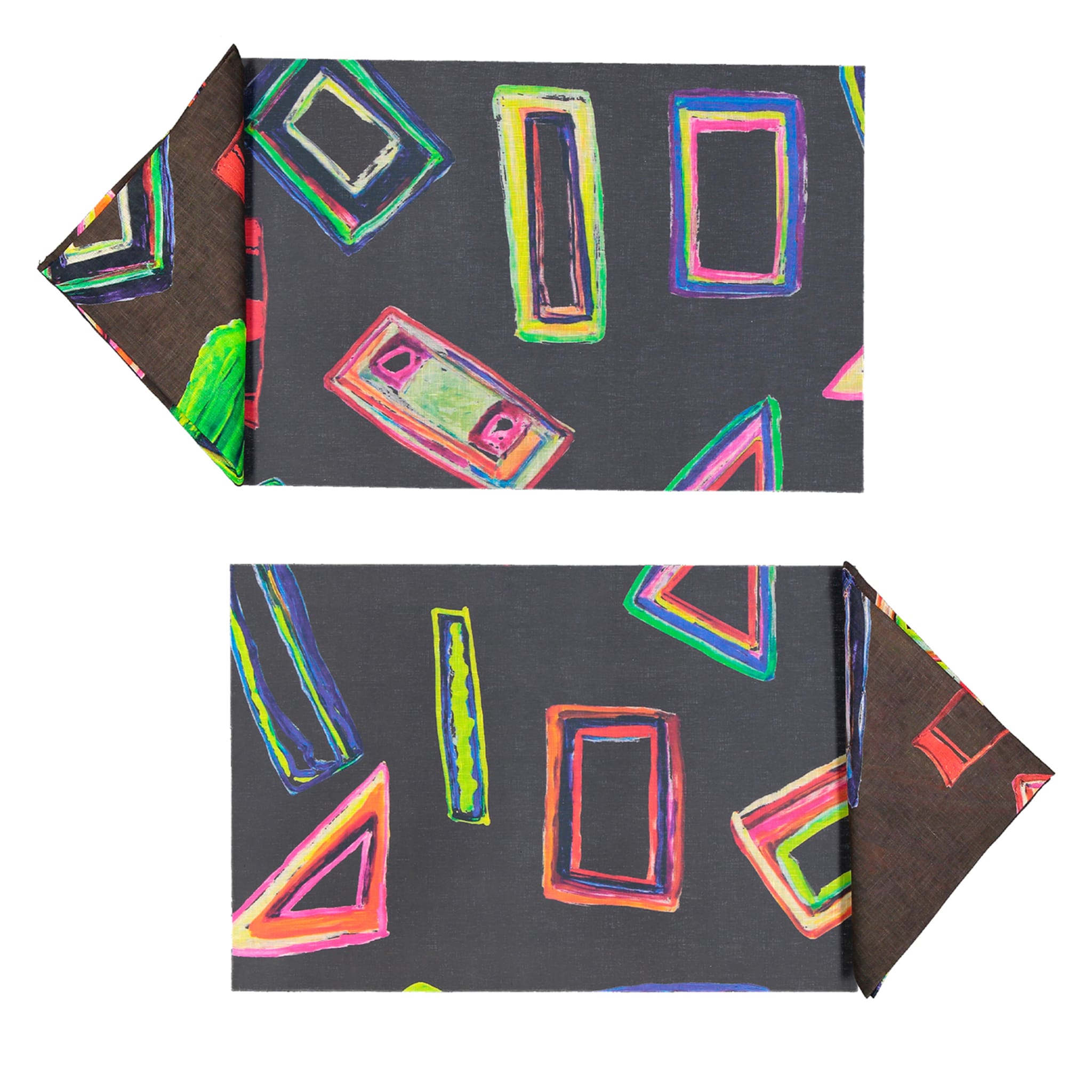 Set of 2 Space Shapes Placemats and napkins in black - Main view