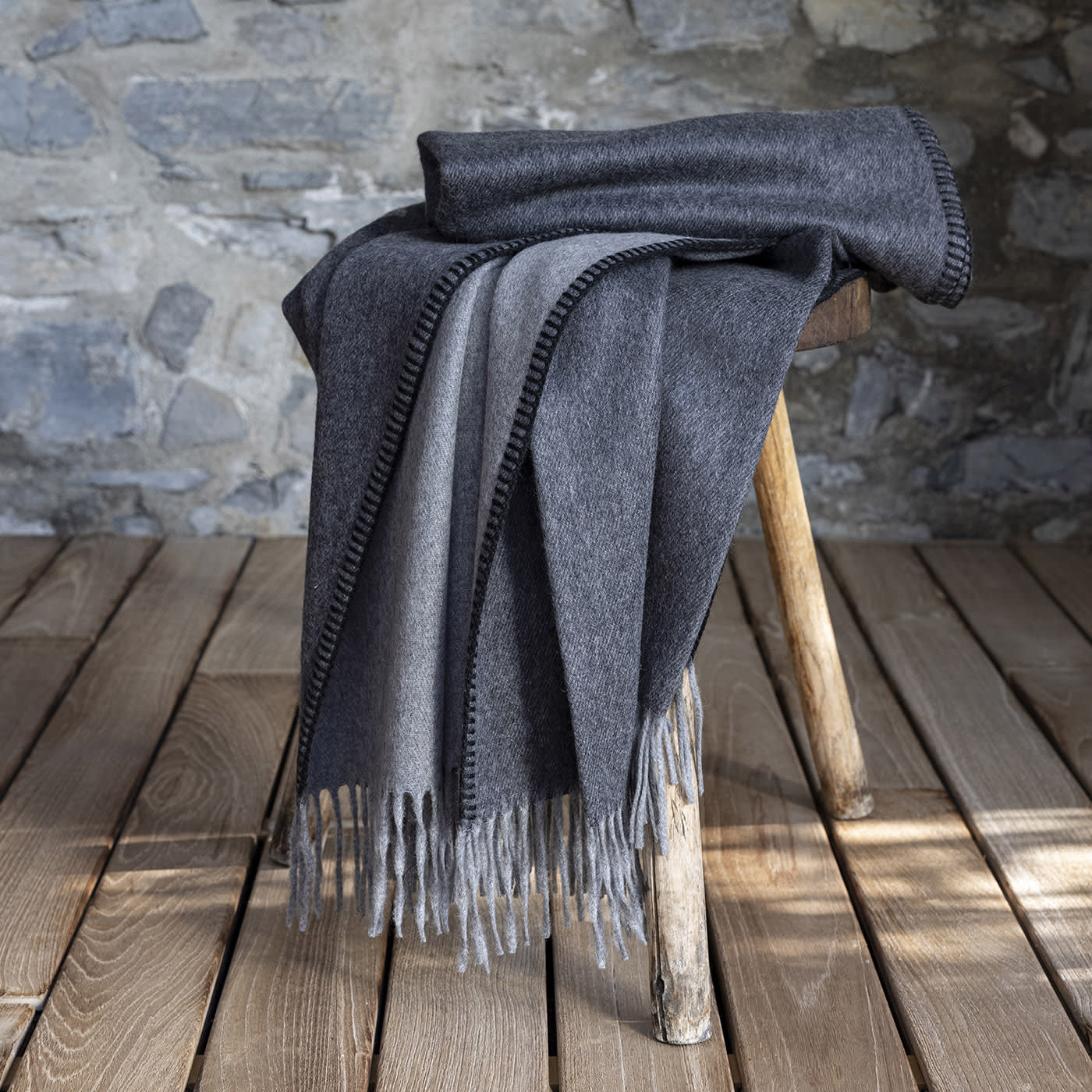 Melrose Fringed Gray Small Blanket - Alonpi