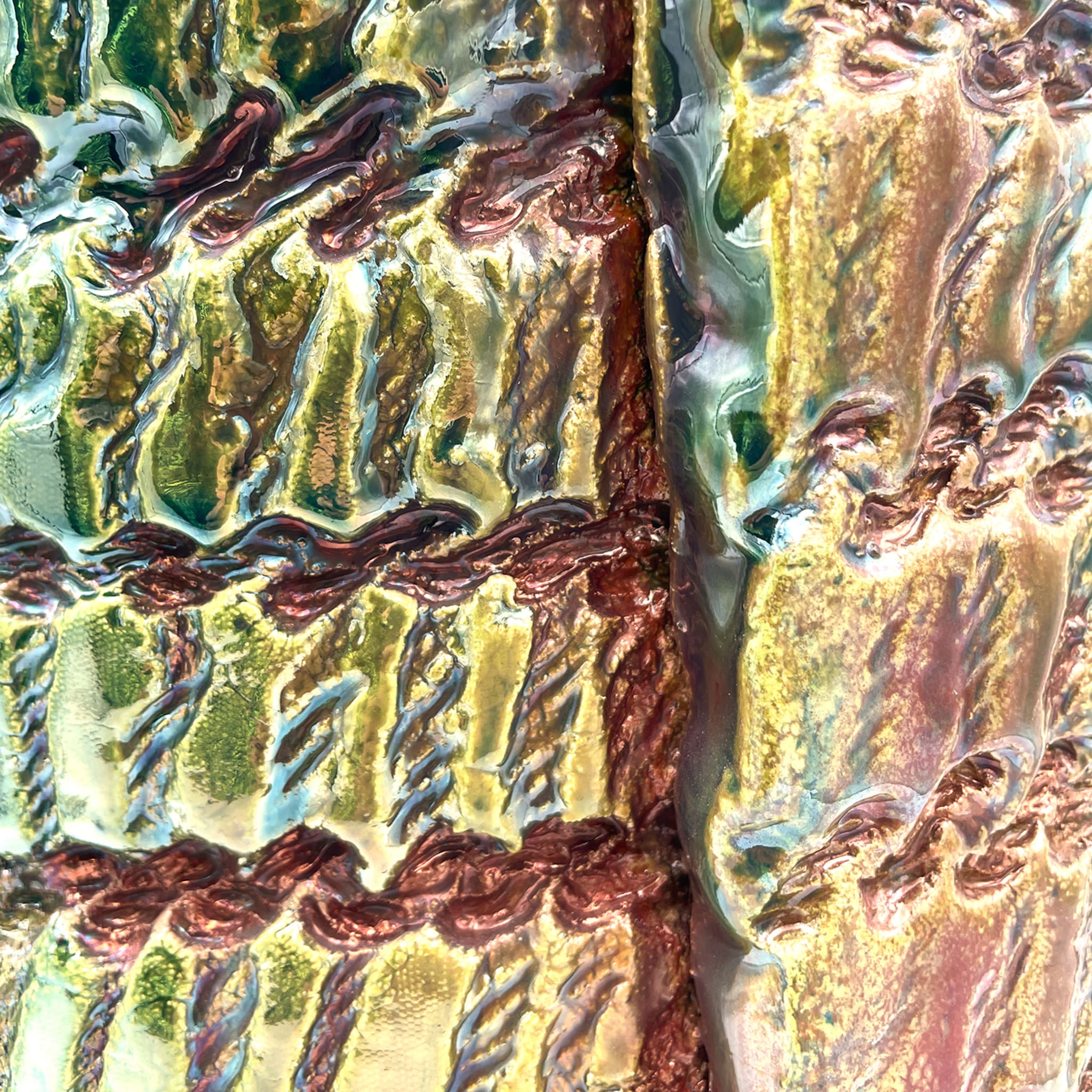 Vaso Raku metallizzato iridescente con stampa tessile - Vista alternativa 2