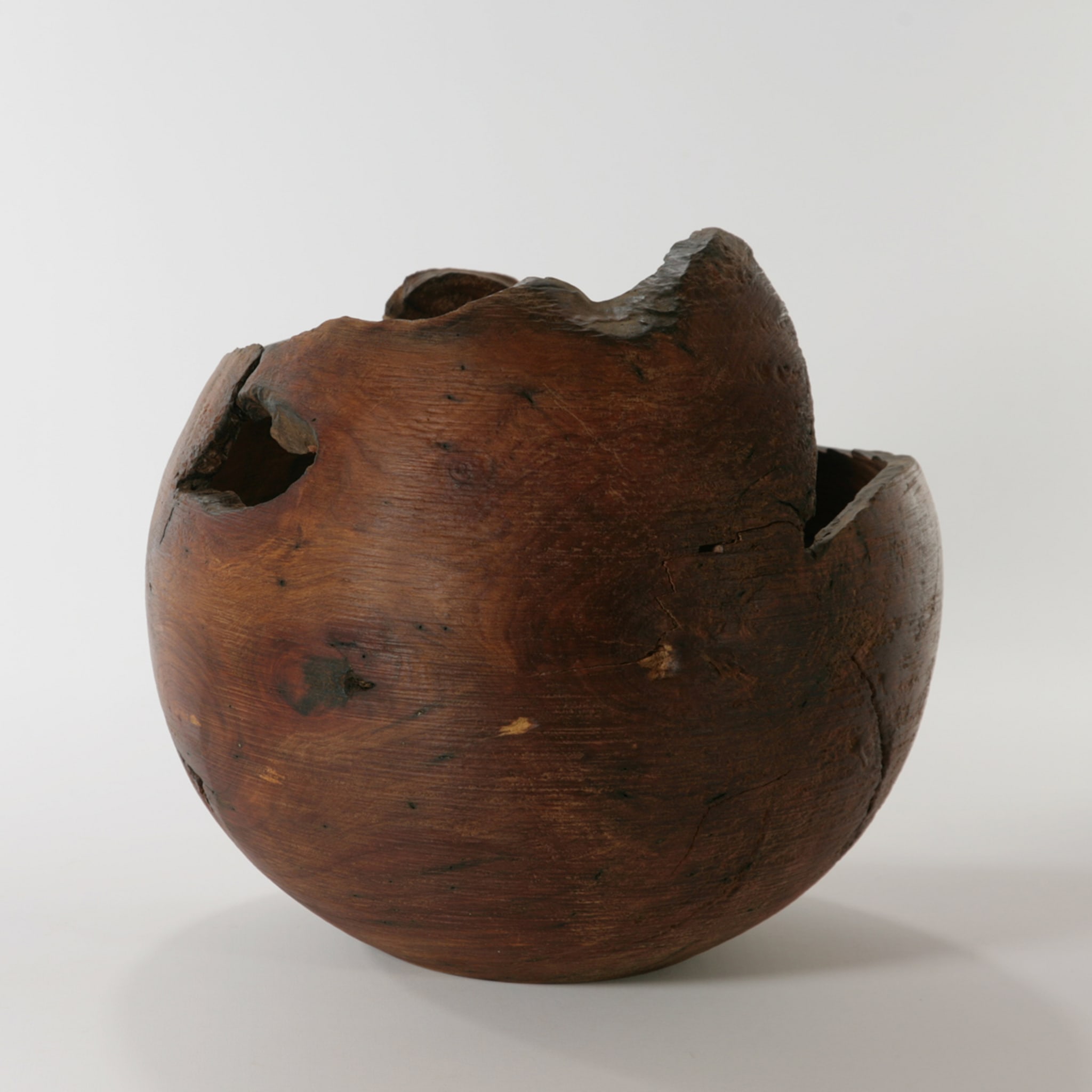 Spherical Carver Wooden Vase - Alternative view 2
