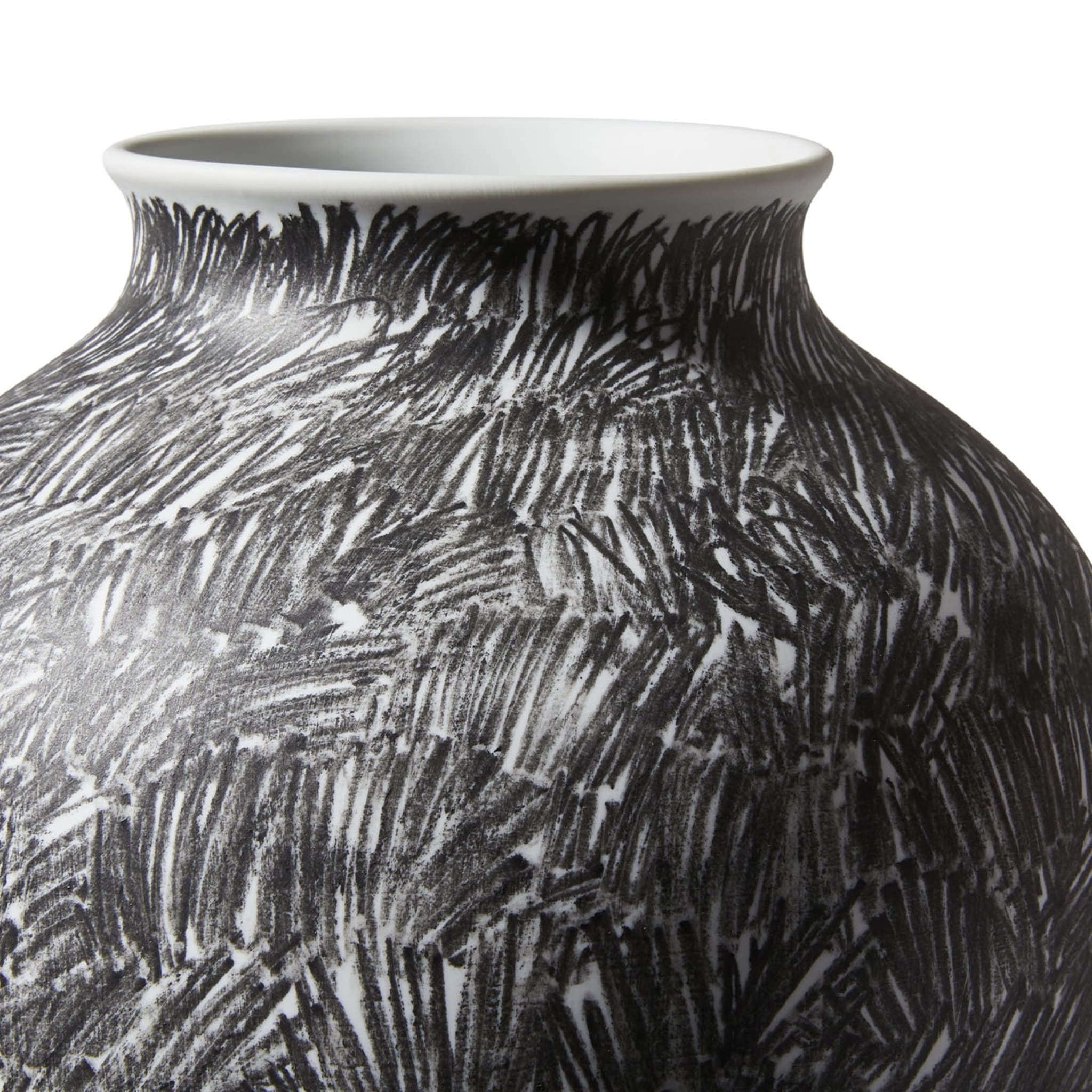 Post Scriptum Black & White Bulging Vase by Formafantasma #1 - Alternative view 1